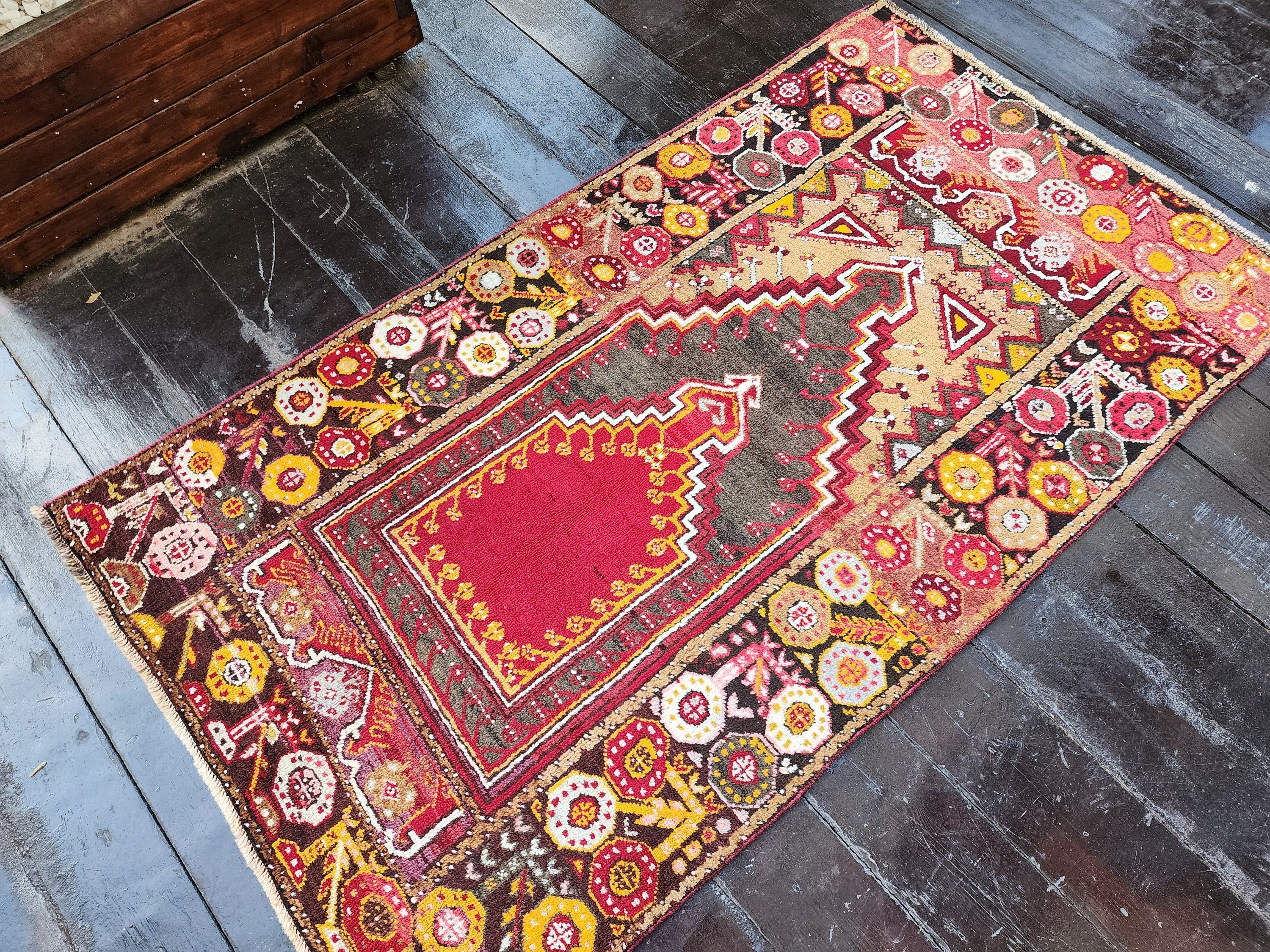 antique Anatolian Wool Small Rug — corner detail