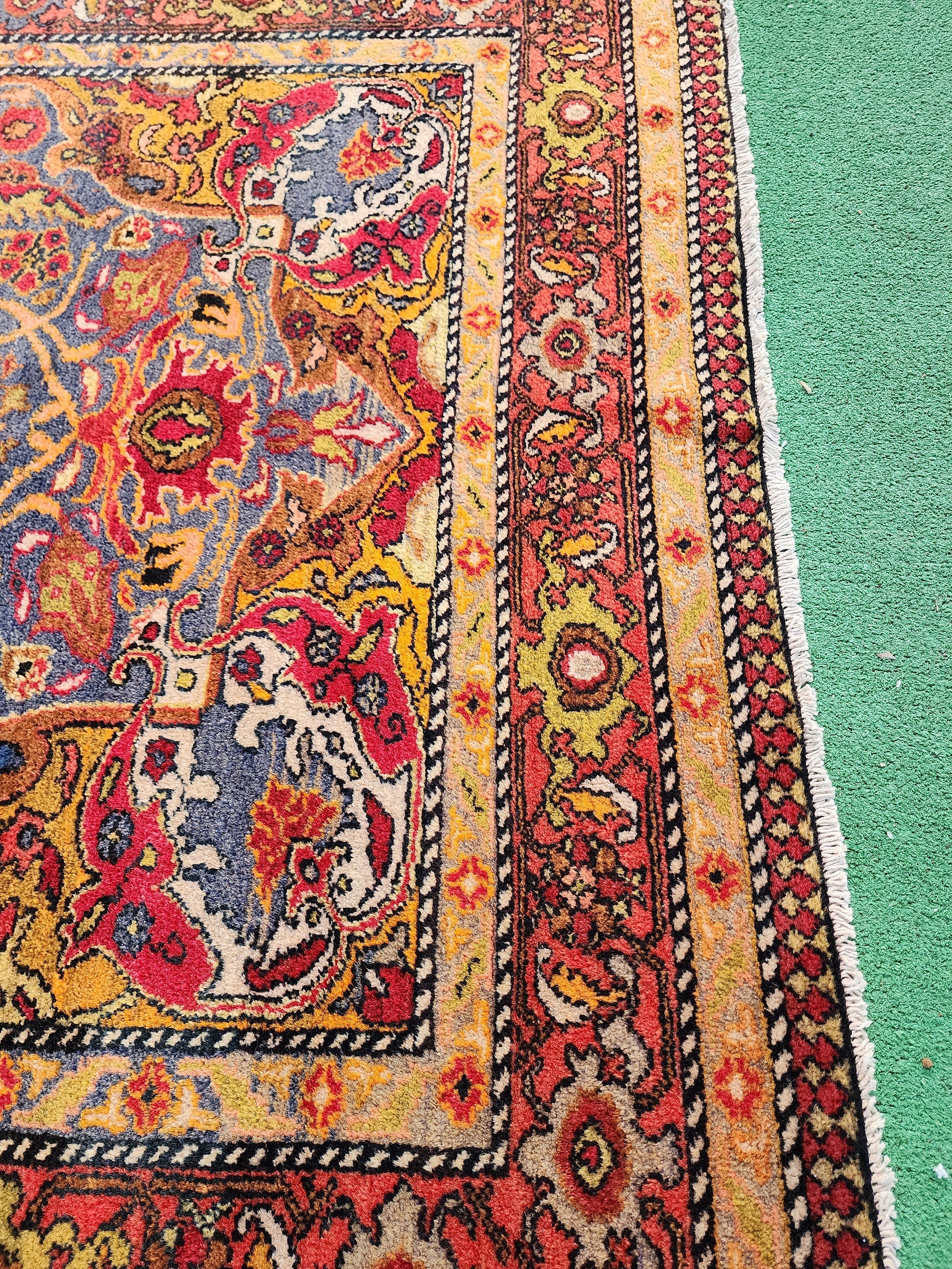 antique Anatolian Wool Area Rug — corner detail