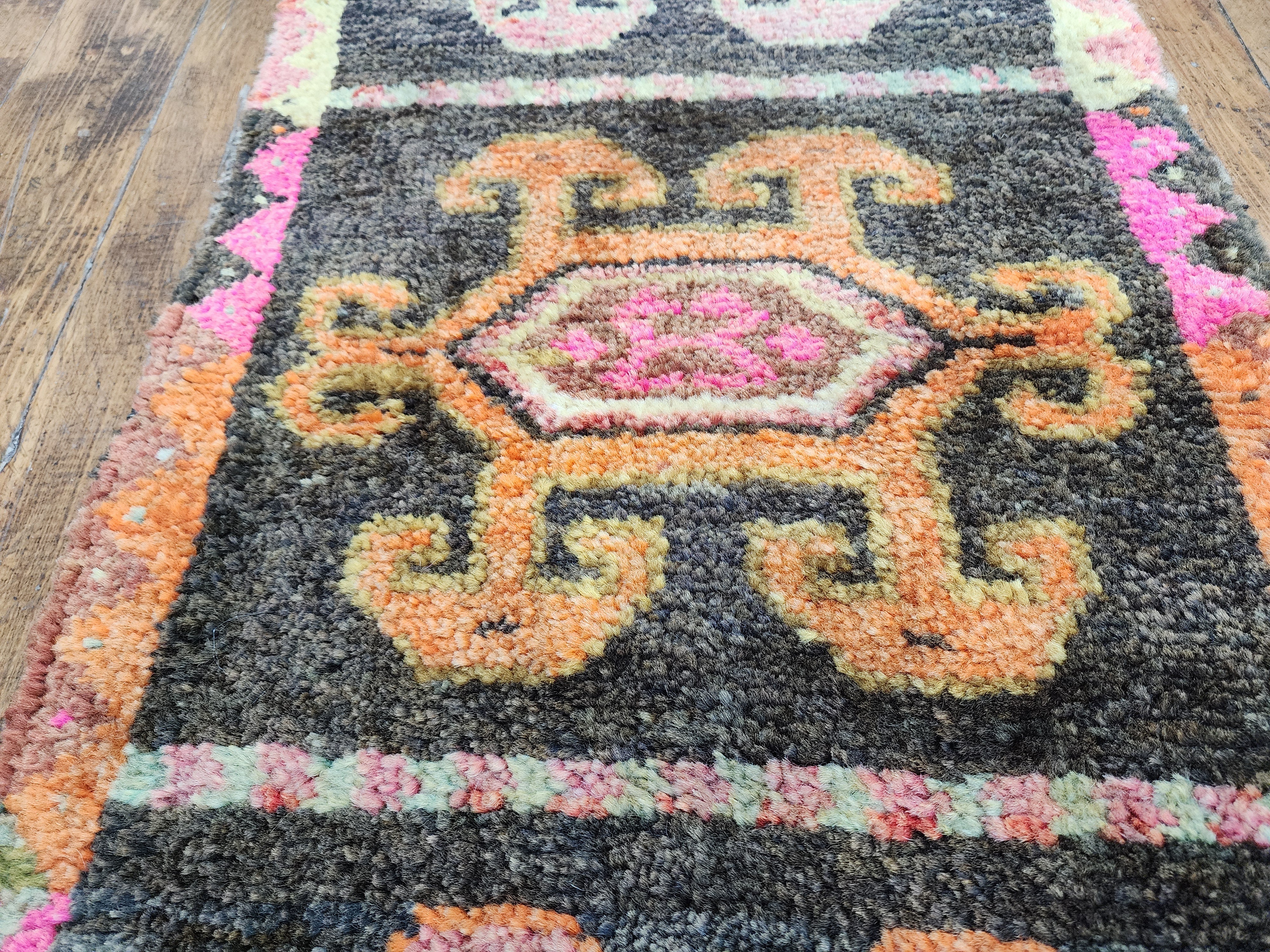 vintage Kars Runner Rug — detail texture