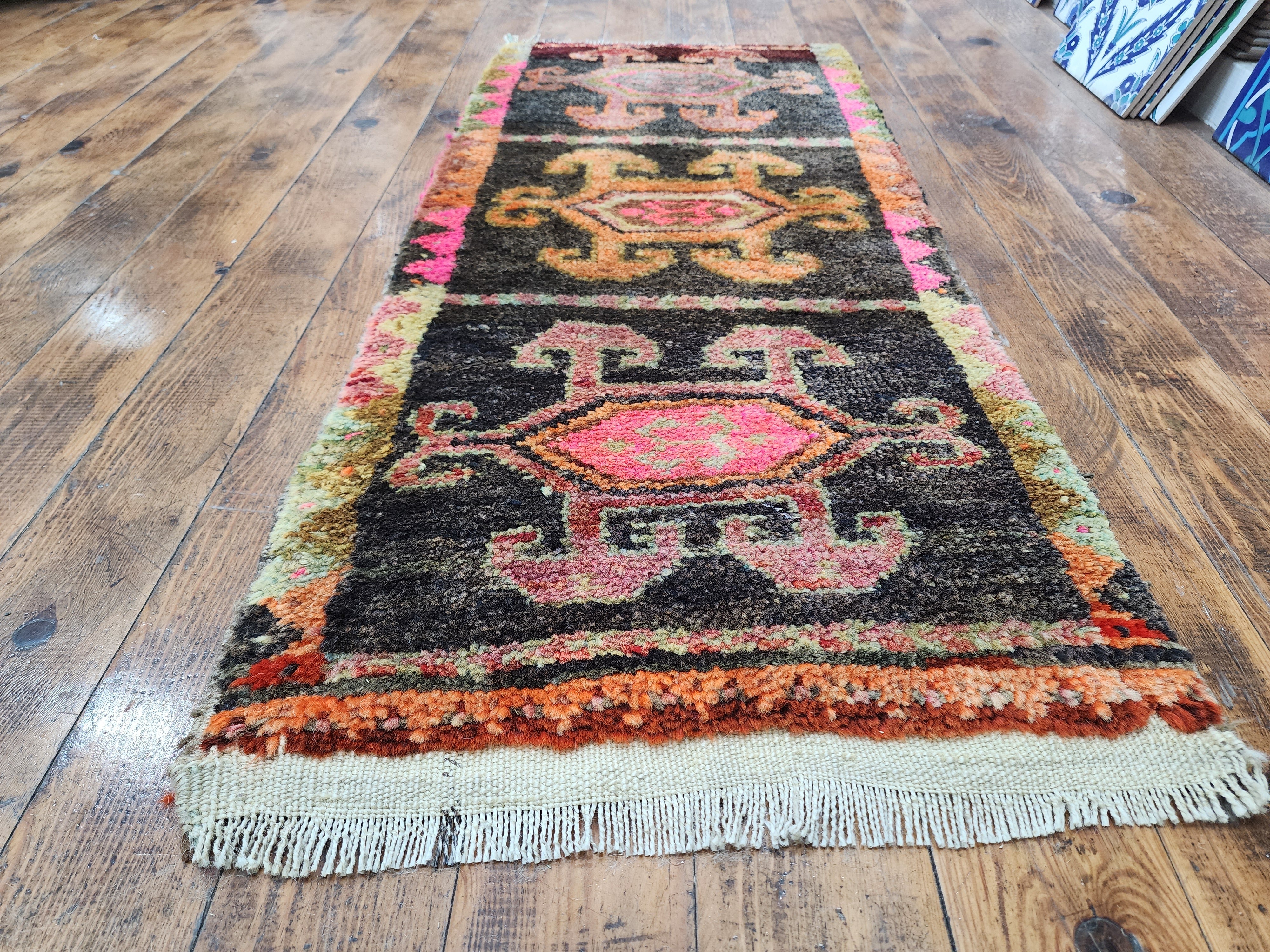 vintage Kars Runner Rug — edge weave