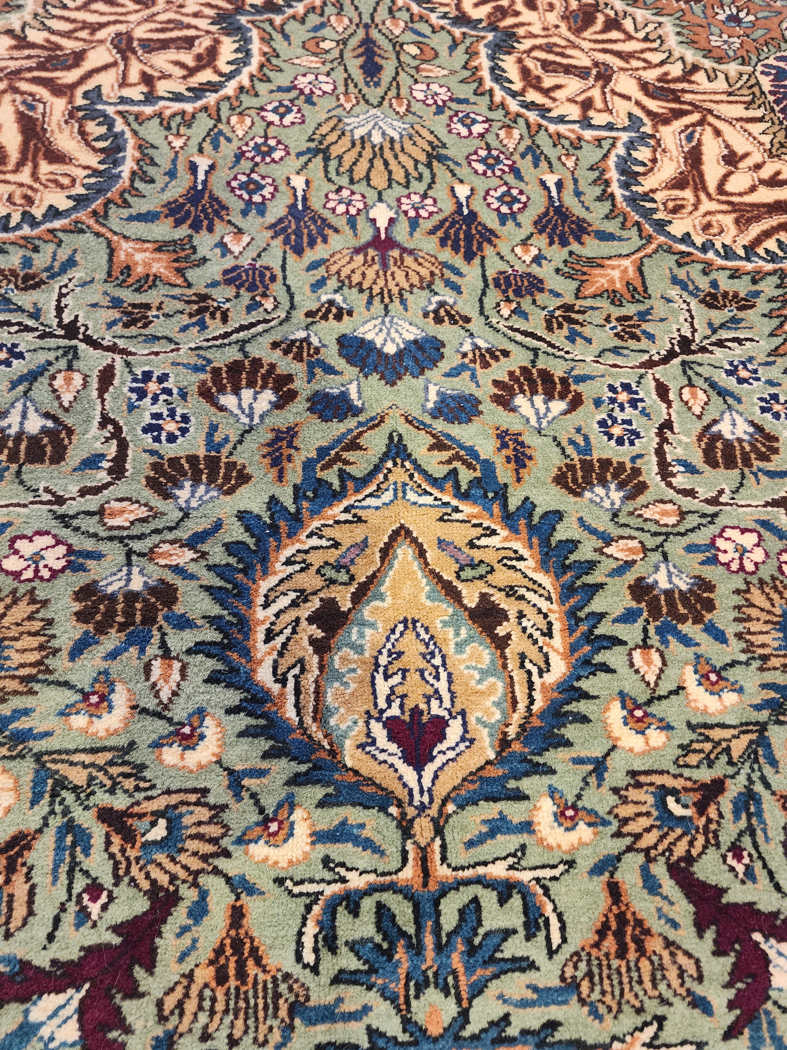 Vintage Kayseri Turkish Rug: Handmade Wool Oriental Rug (6'6'' x 9'10'')