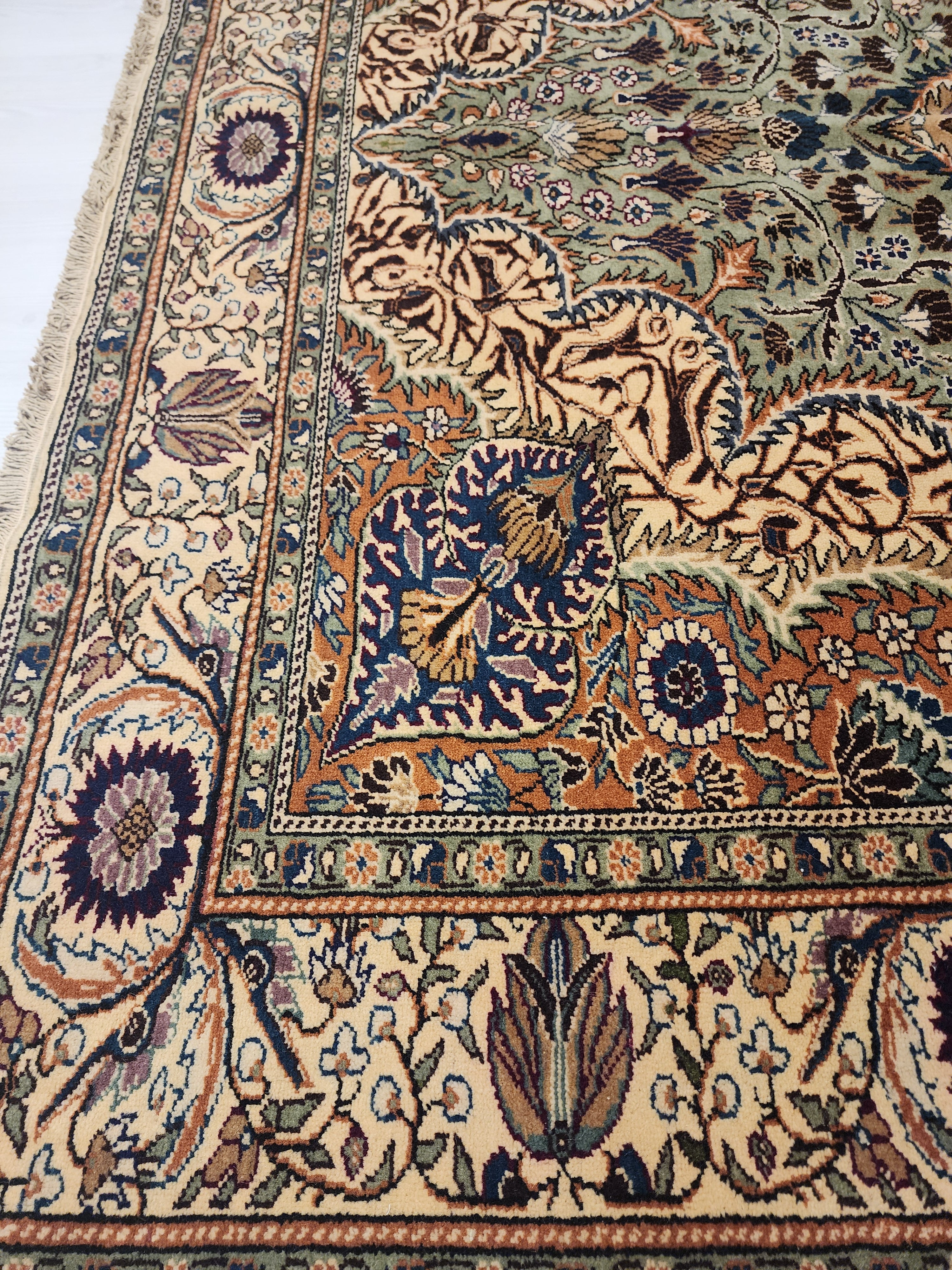 Vintage Kayseri Turkish Rug: Handmade Wool Oriental Rug (6'6'' x 9'10'')