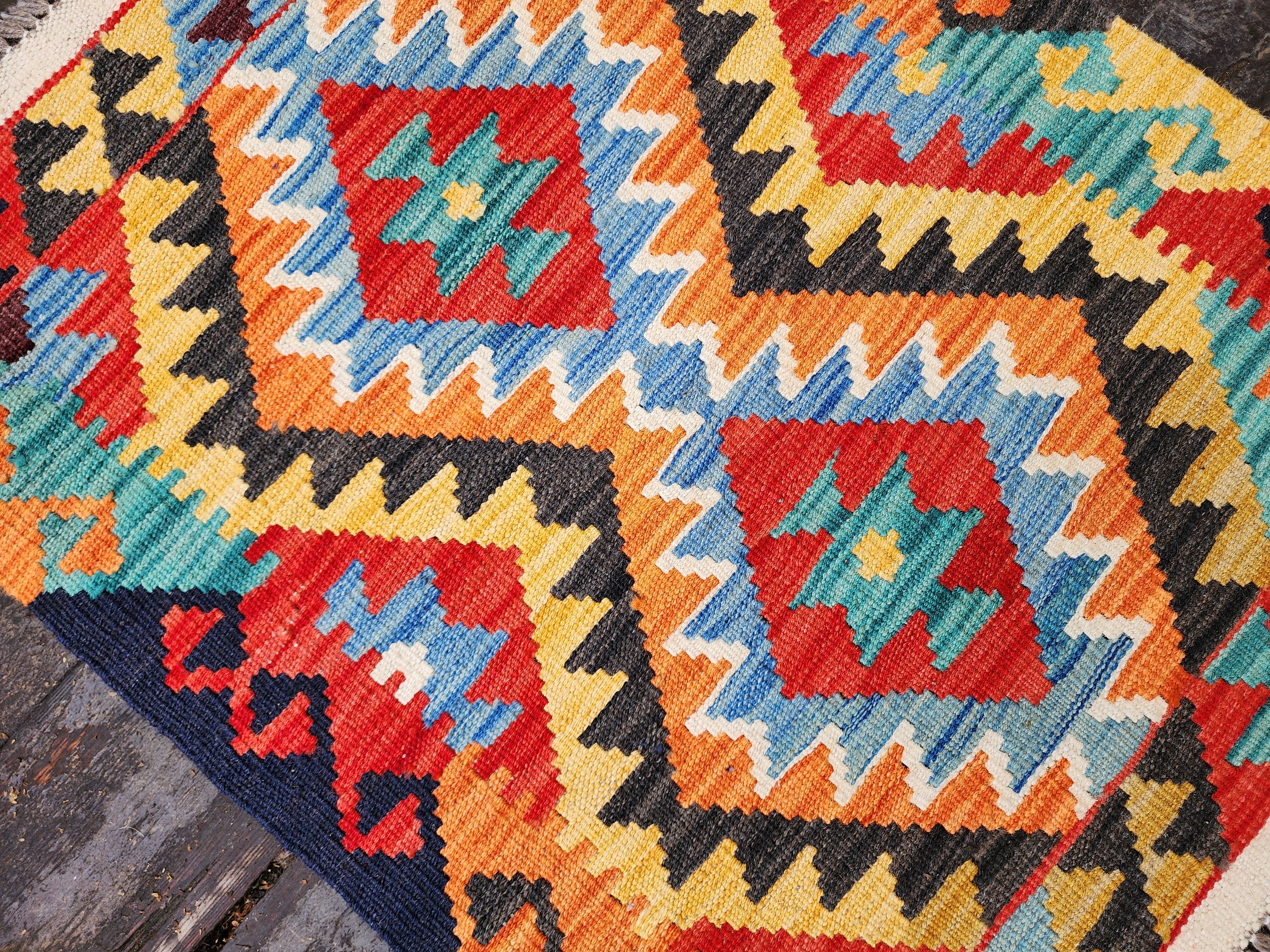 vintage Anatolian Wool Small Rug — edge weave
