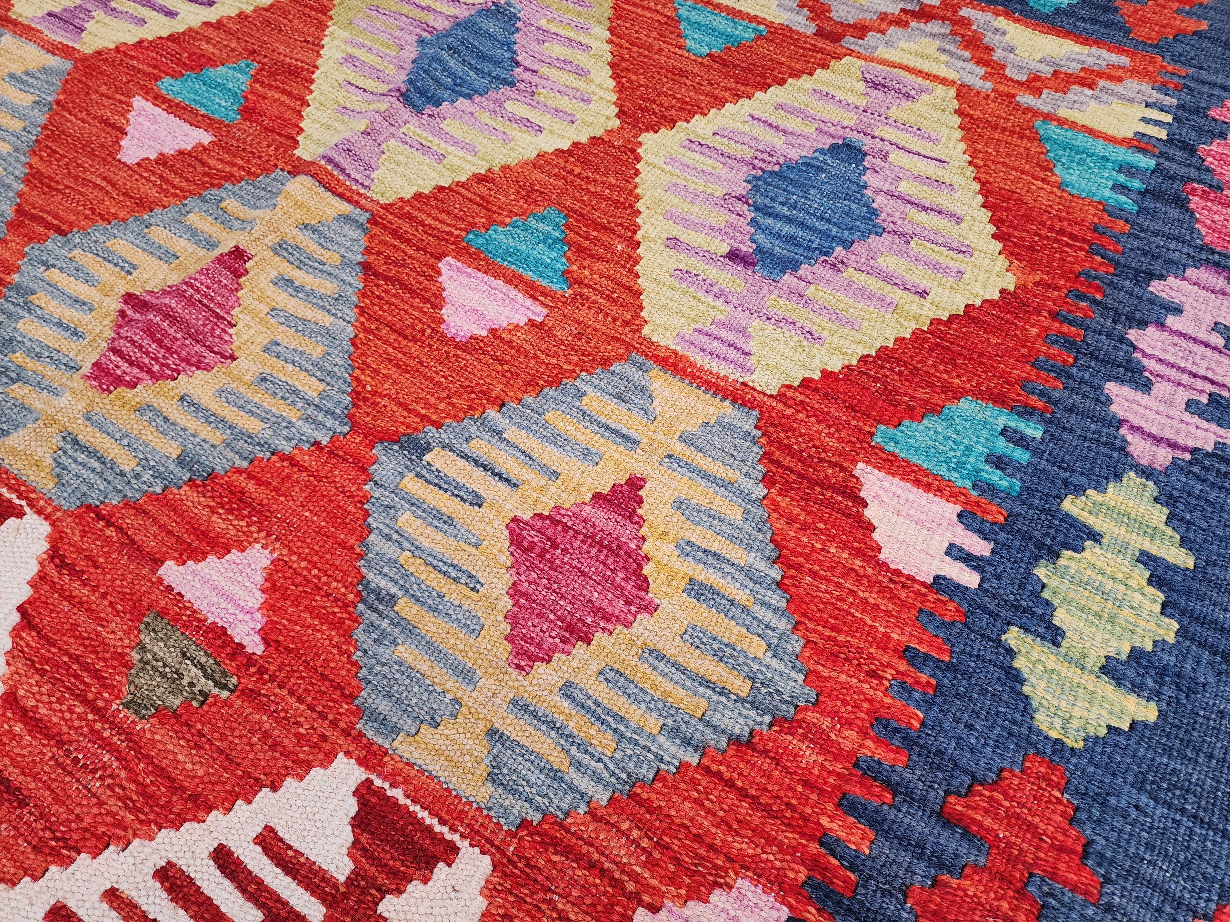 Dingirmah — Handmade Turkish Kilim Rug: Vintage Wool Anatolian Boho Decor 5x7