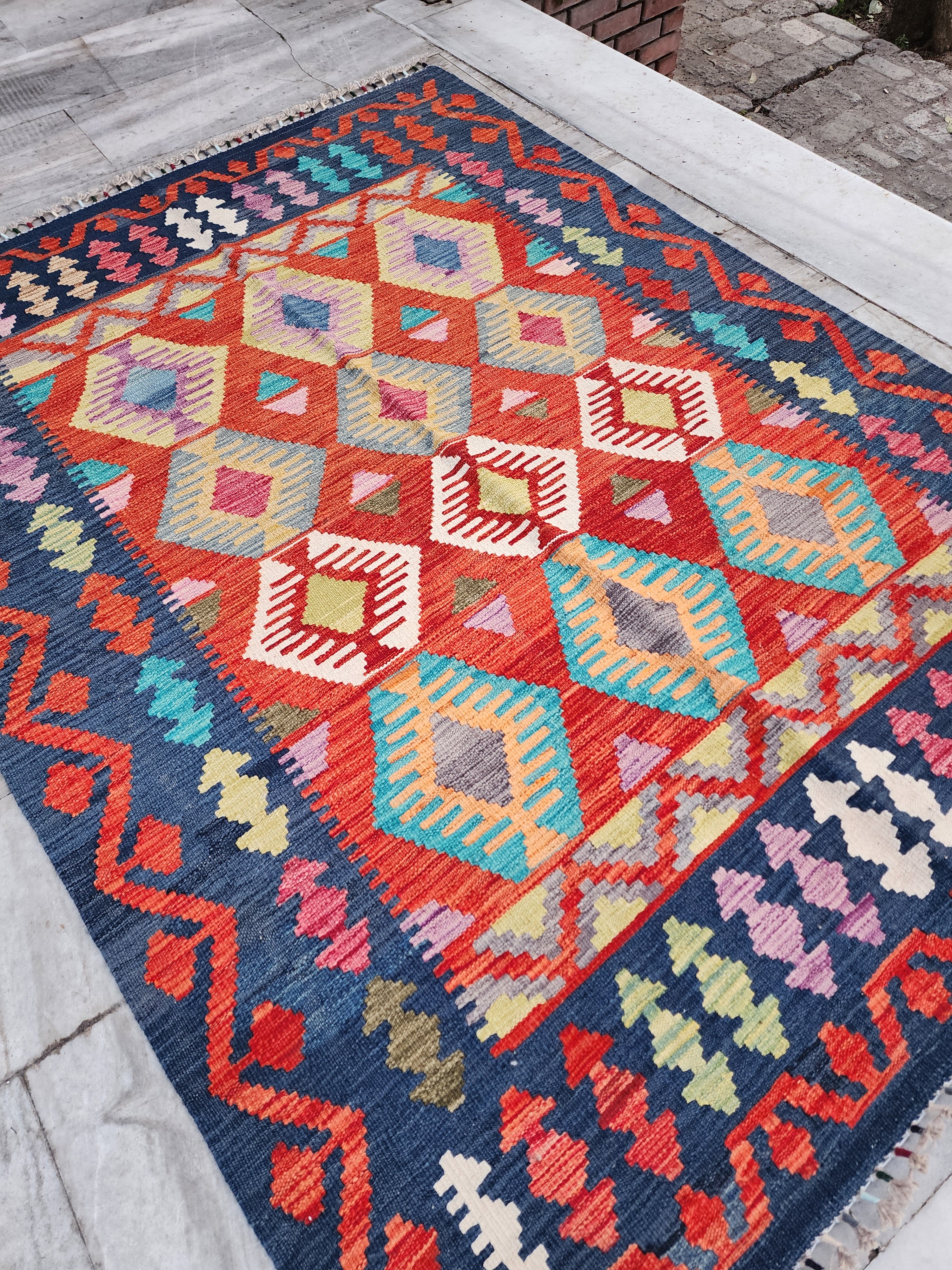 Dingirmah — Handmade Turkish Kilim Rug: Vintage Wool Anatolian Boho Decor 5x7