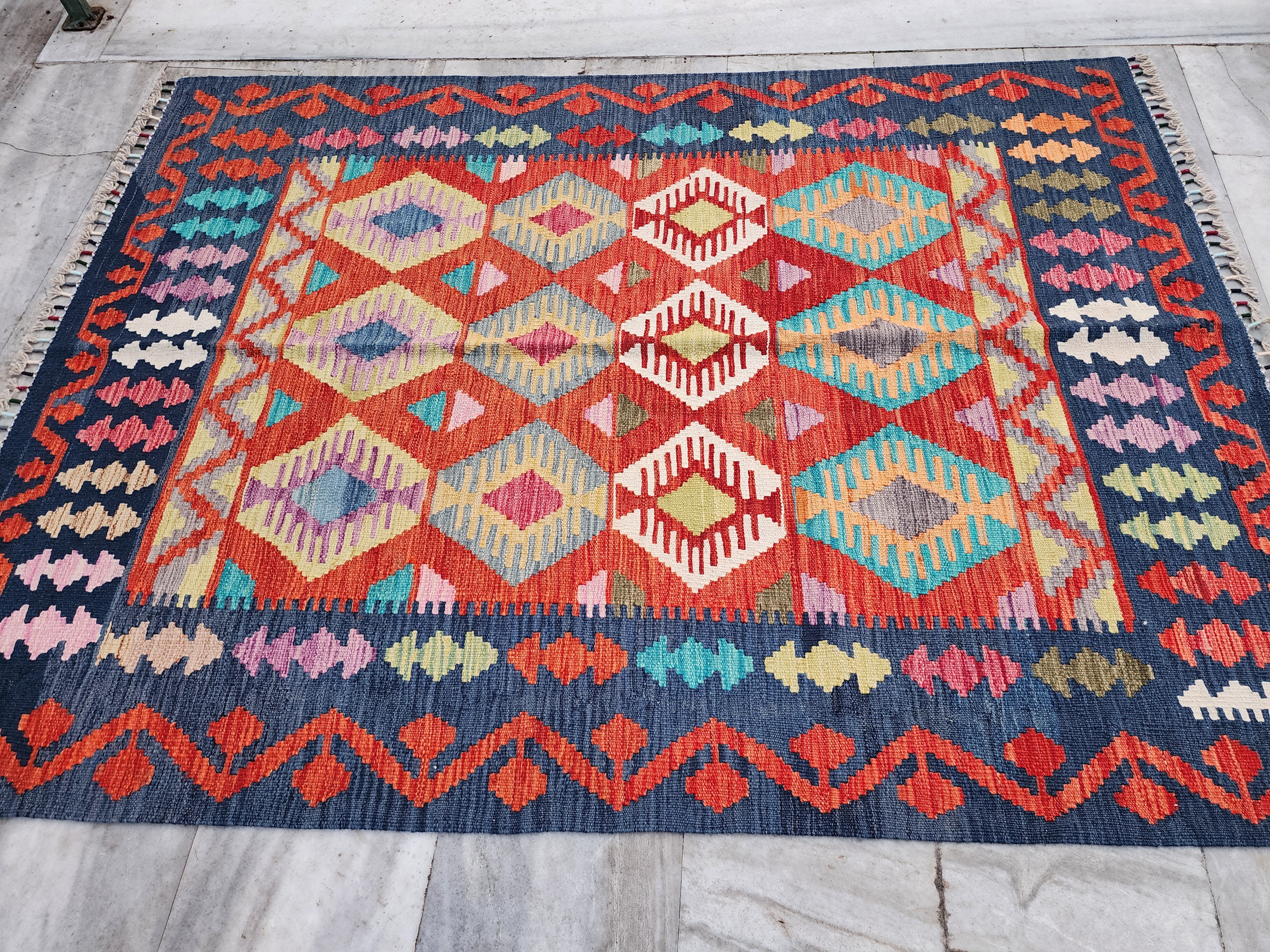 Dingirmah — Handmade Turkish Kilim Rug: Vintage Wool Anatolian Boho Decor 5x7