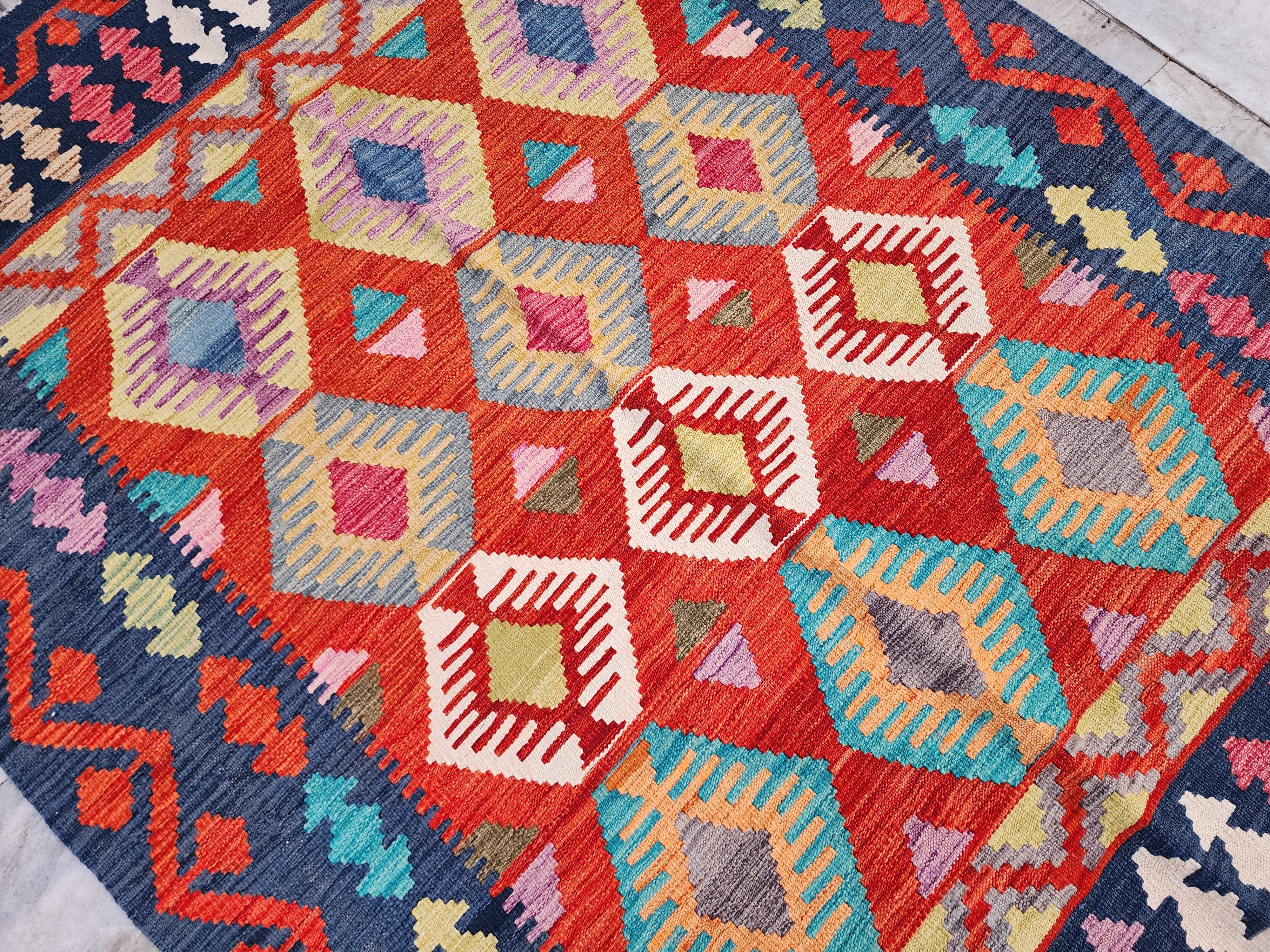 Dingirmah — Handmade Turkish Kilim Rug: Vintage Wool Anatolian Boho Decor 5x7