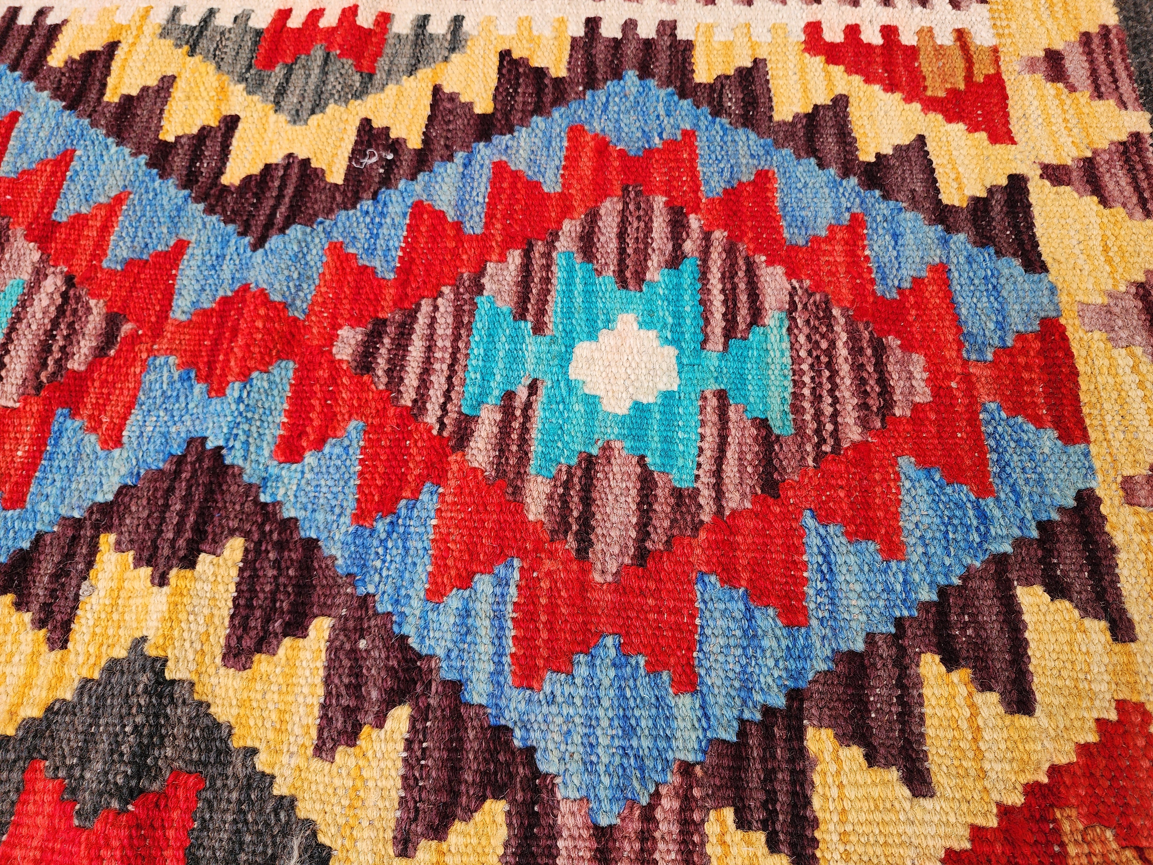 vintage Afghan Wool Small Rug — detail texture