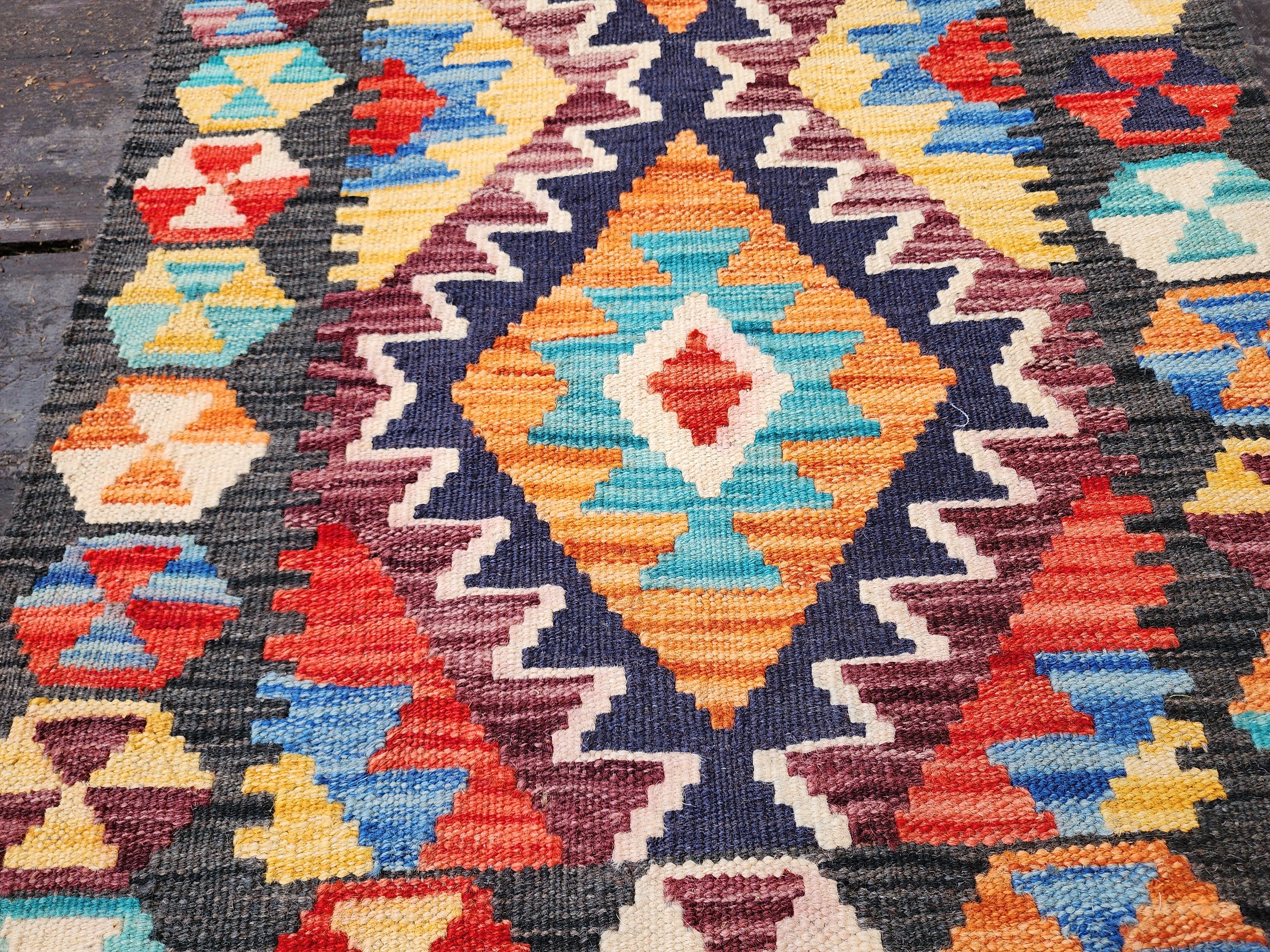 vintage Afghan Wool Small Rug — pattern close-up