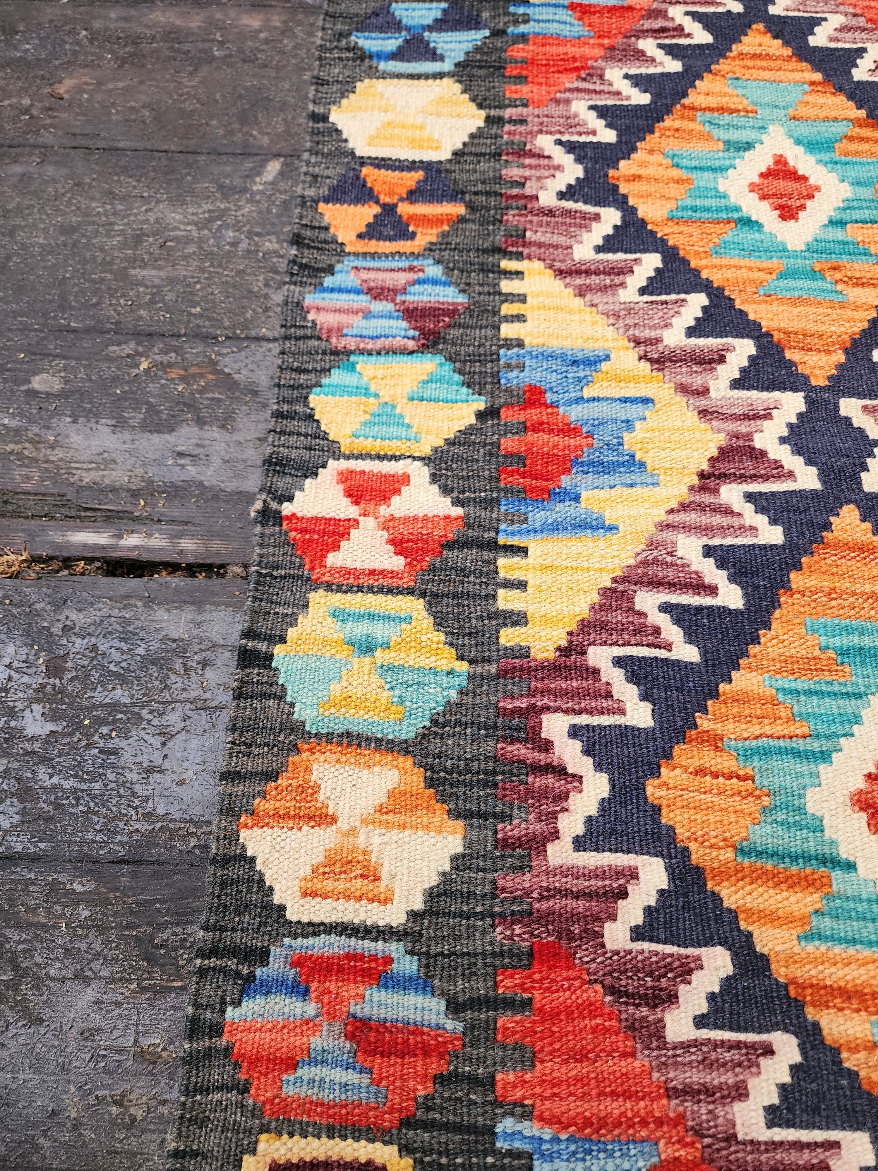 vintage Afghan Wool Small Rug — edge weave