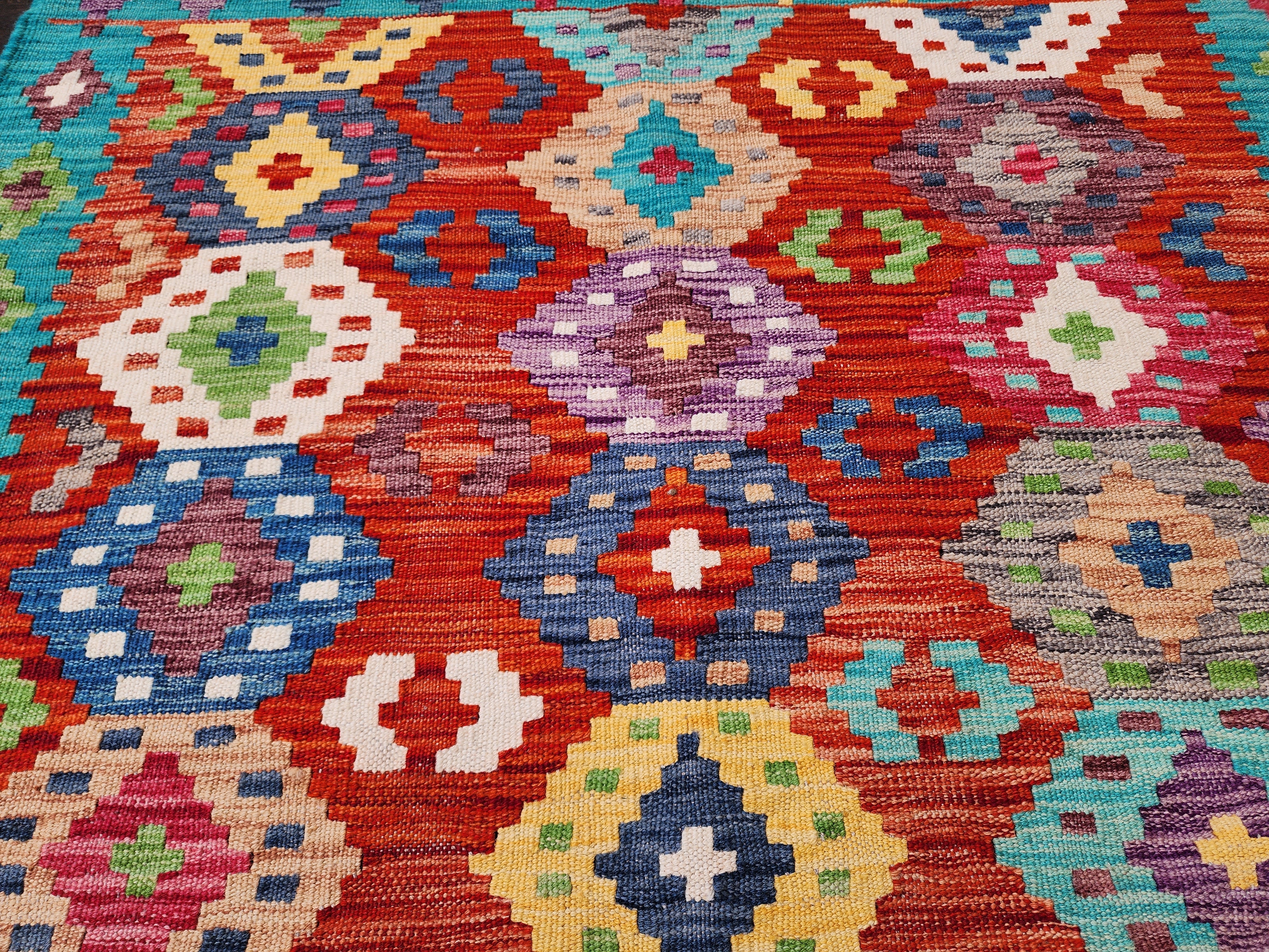 vintage Anatolian Wool Small Rug — corner detail