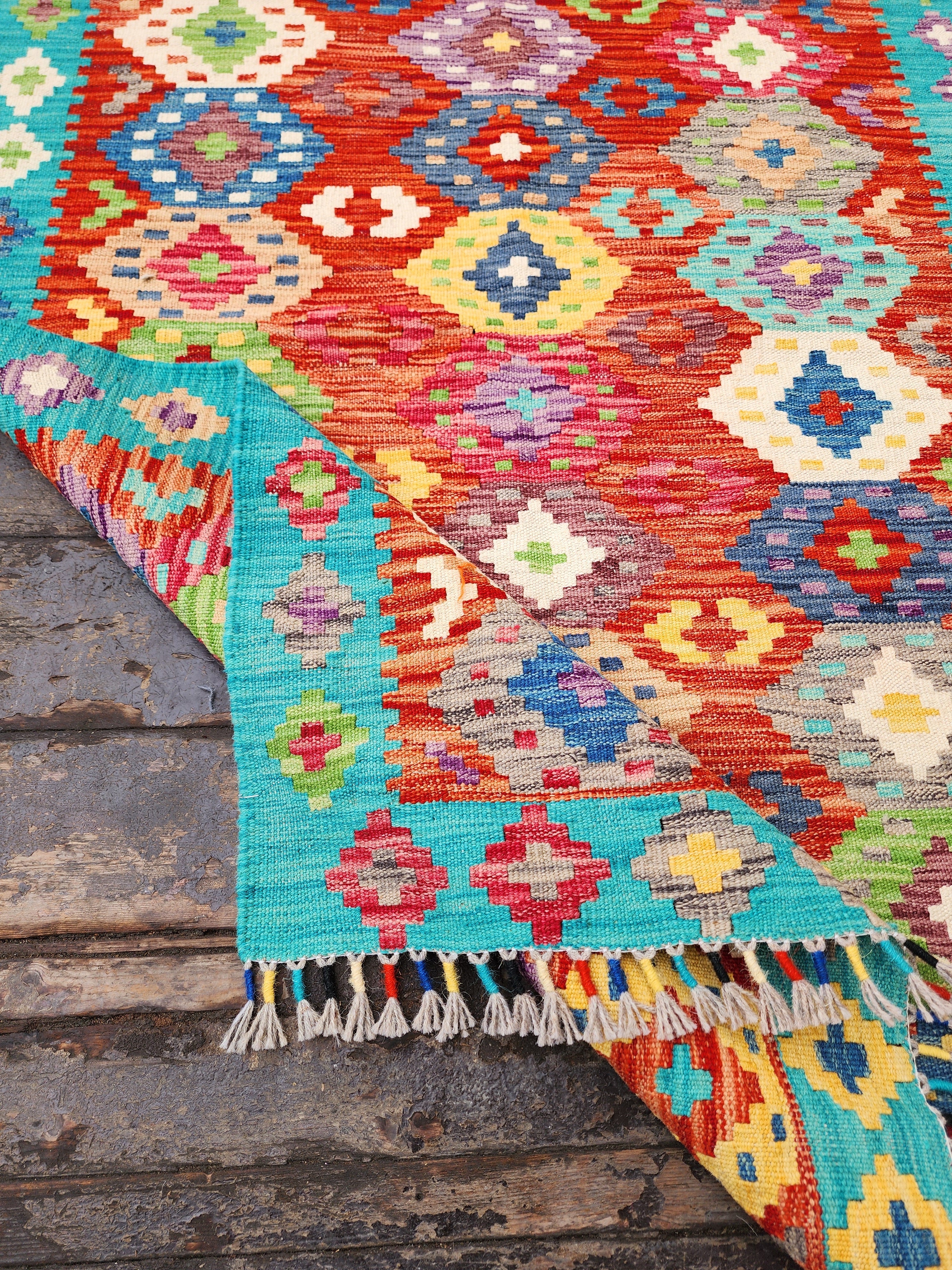 vintage Anatolian Wool Small Rug — edge weave
