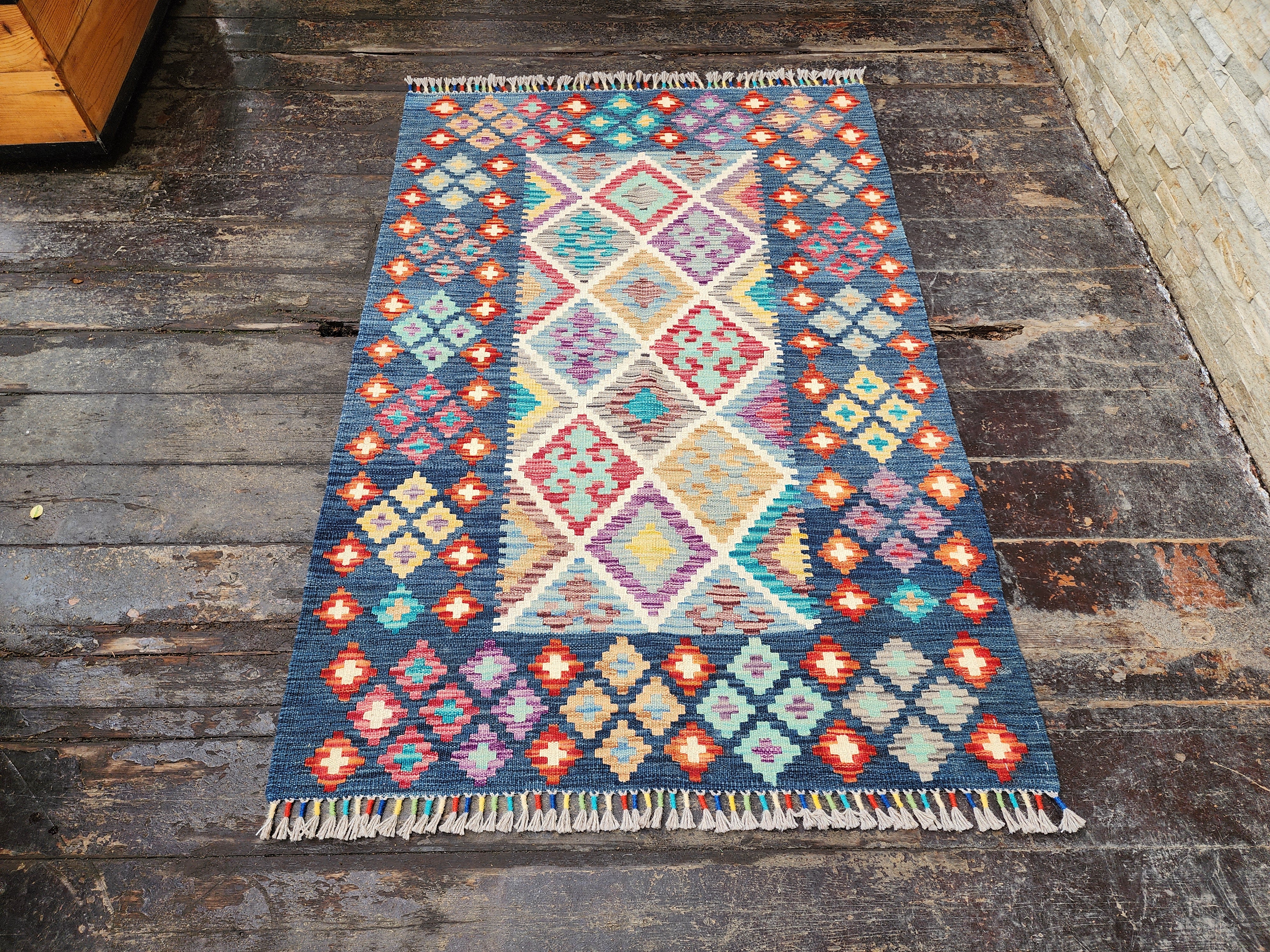 New Hand-Woven Kilim Rug