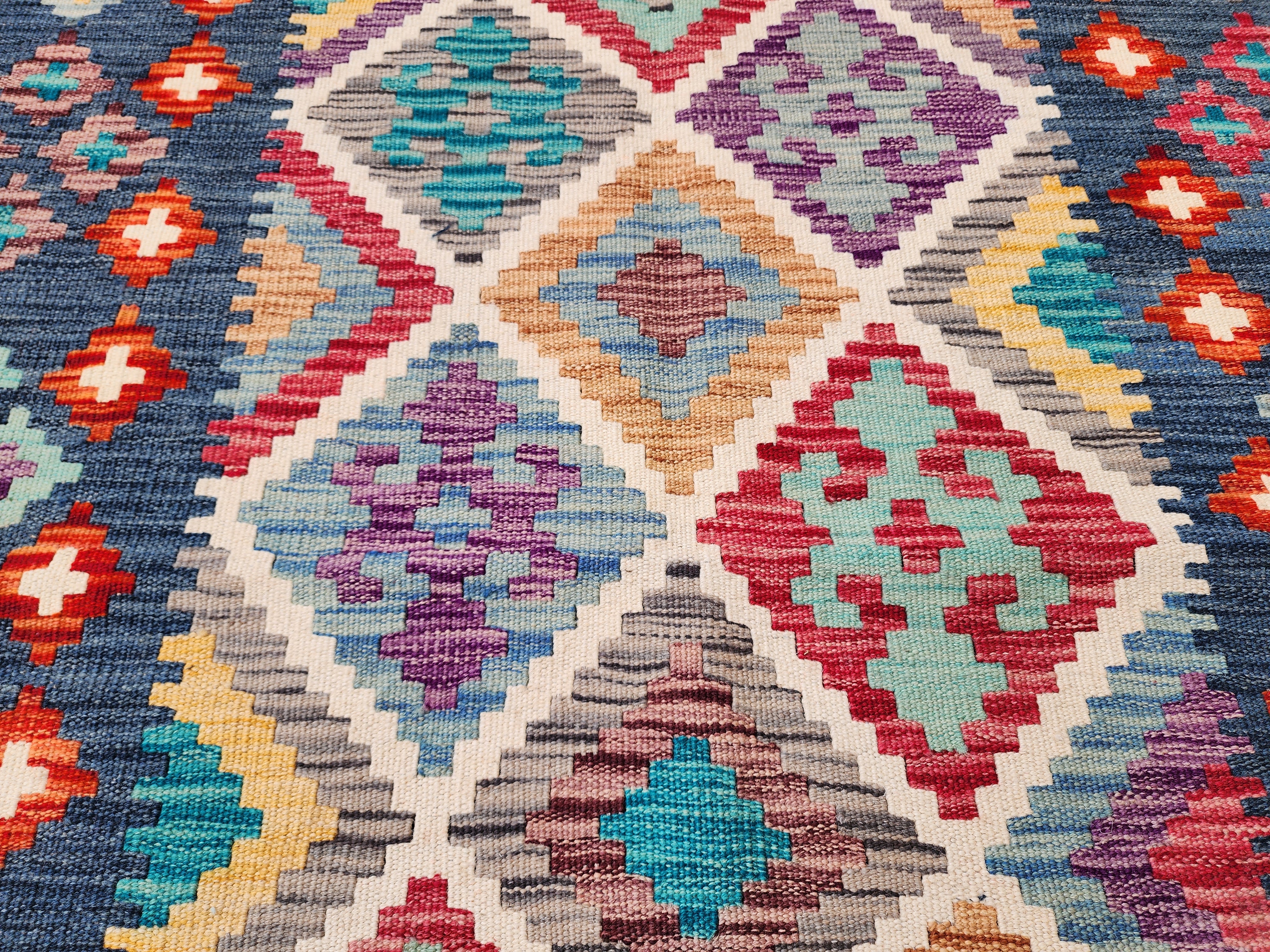 New Hand-Woven Kilim Rug