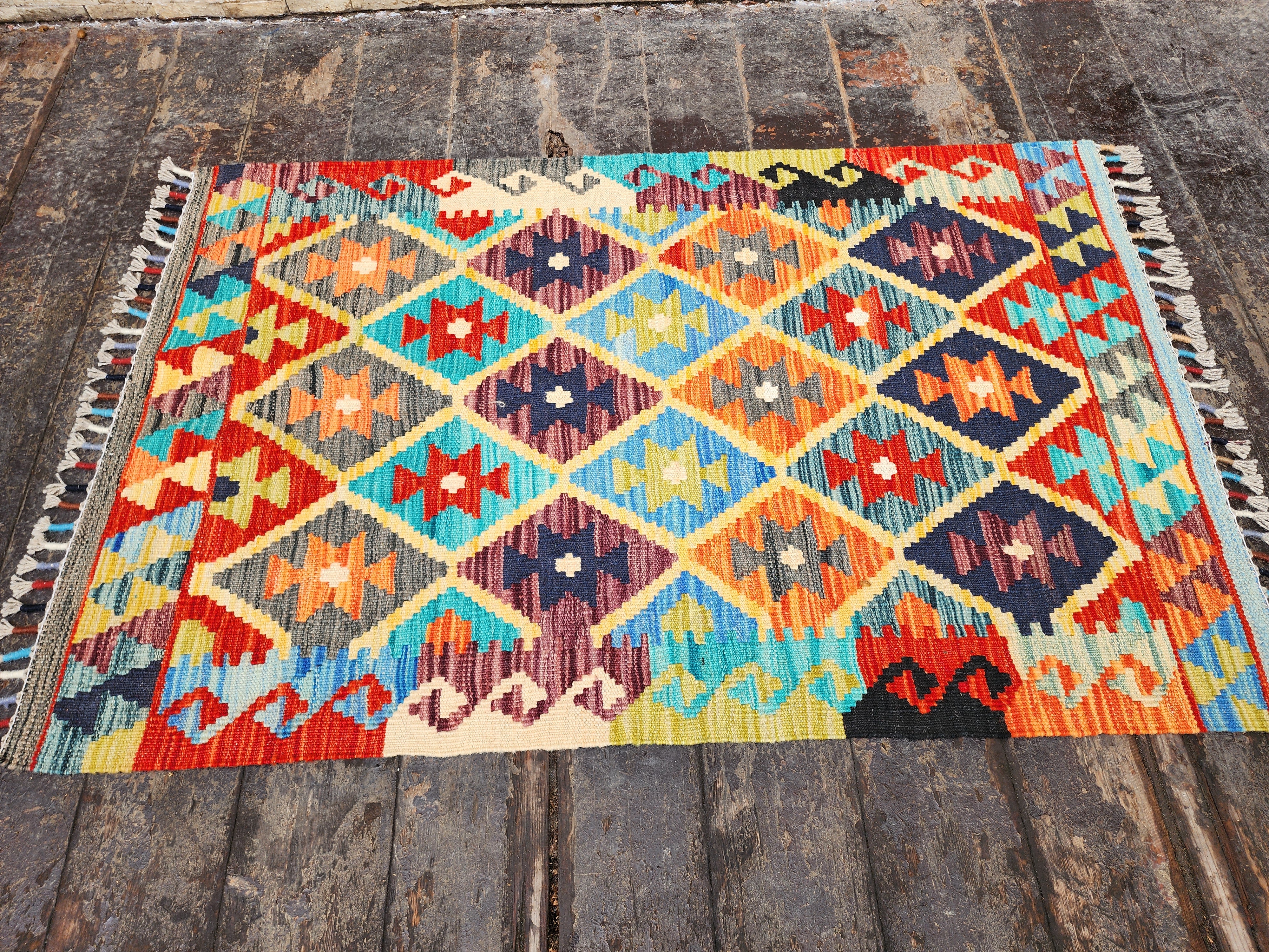 New Hand-Woven Kilim Rug