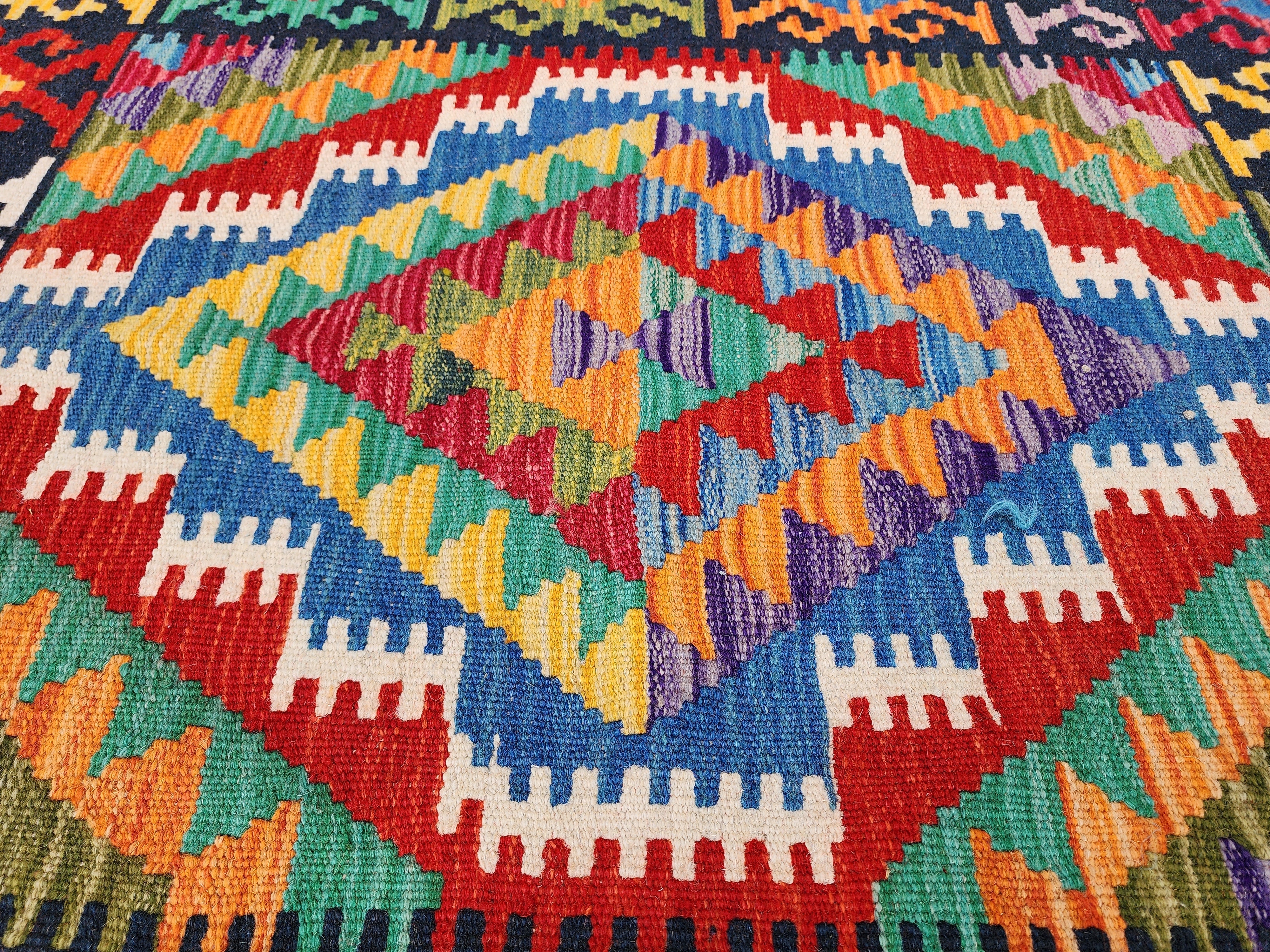 vintage Kilim Area Rug — corner detail