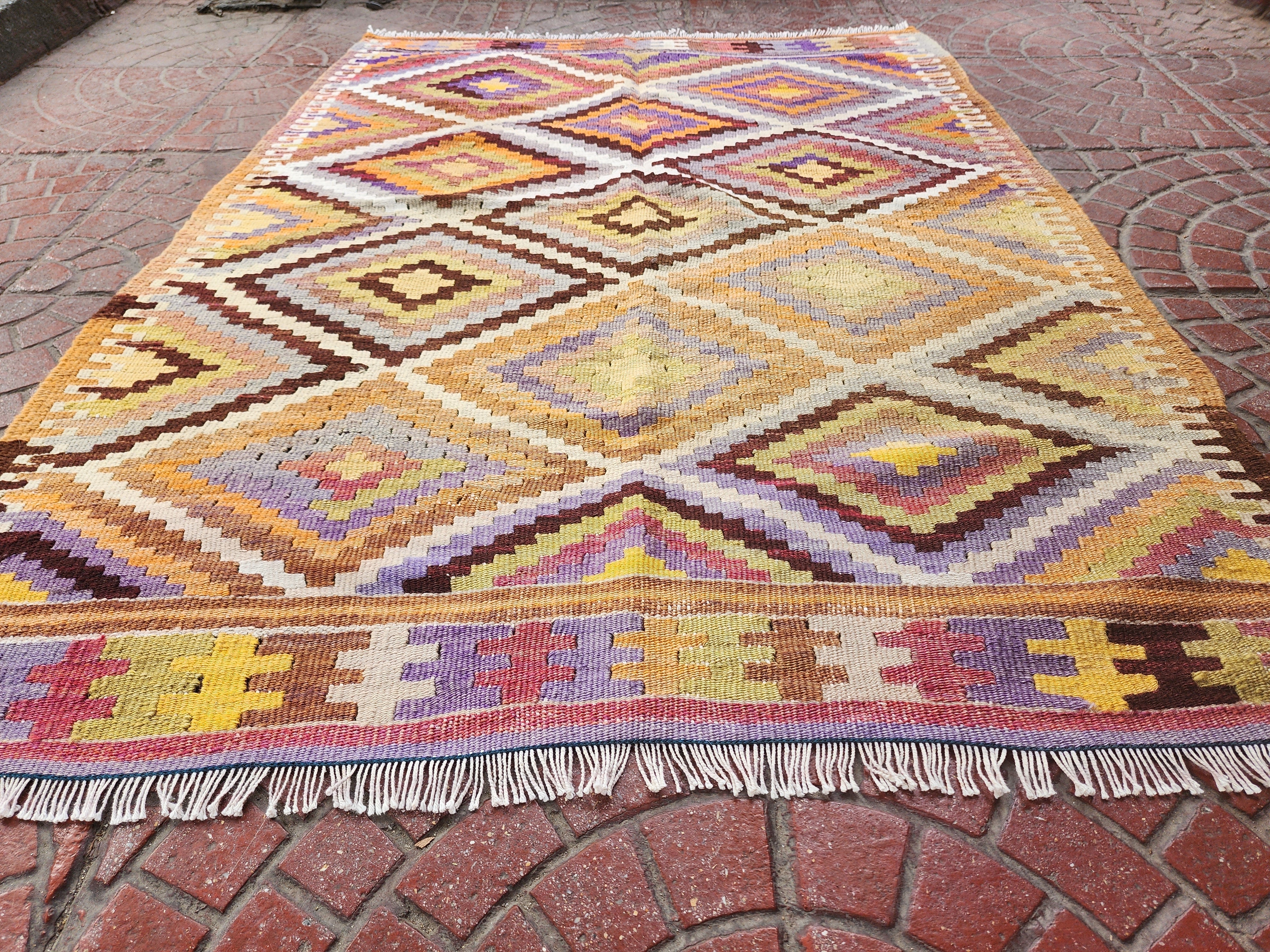 vintage Anatolian Wool Small Rug — corner detail