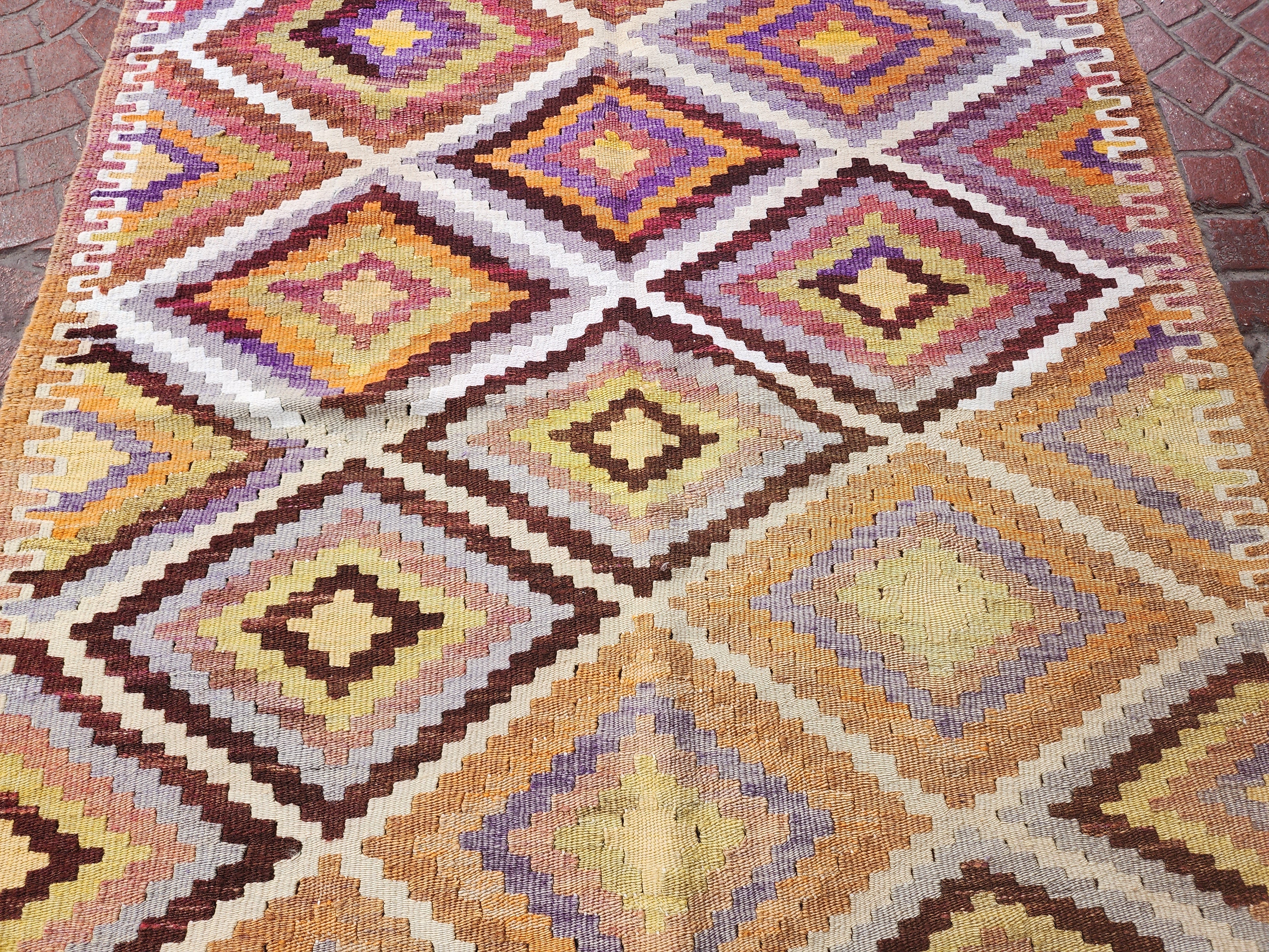 vintage Anatolian Wool Small Rug — pattern close-up