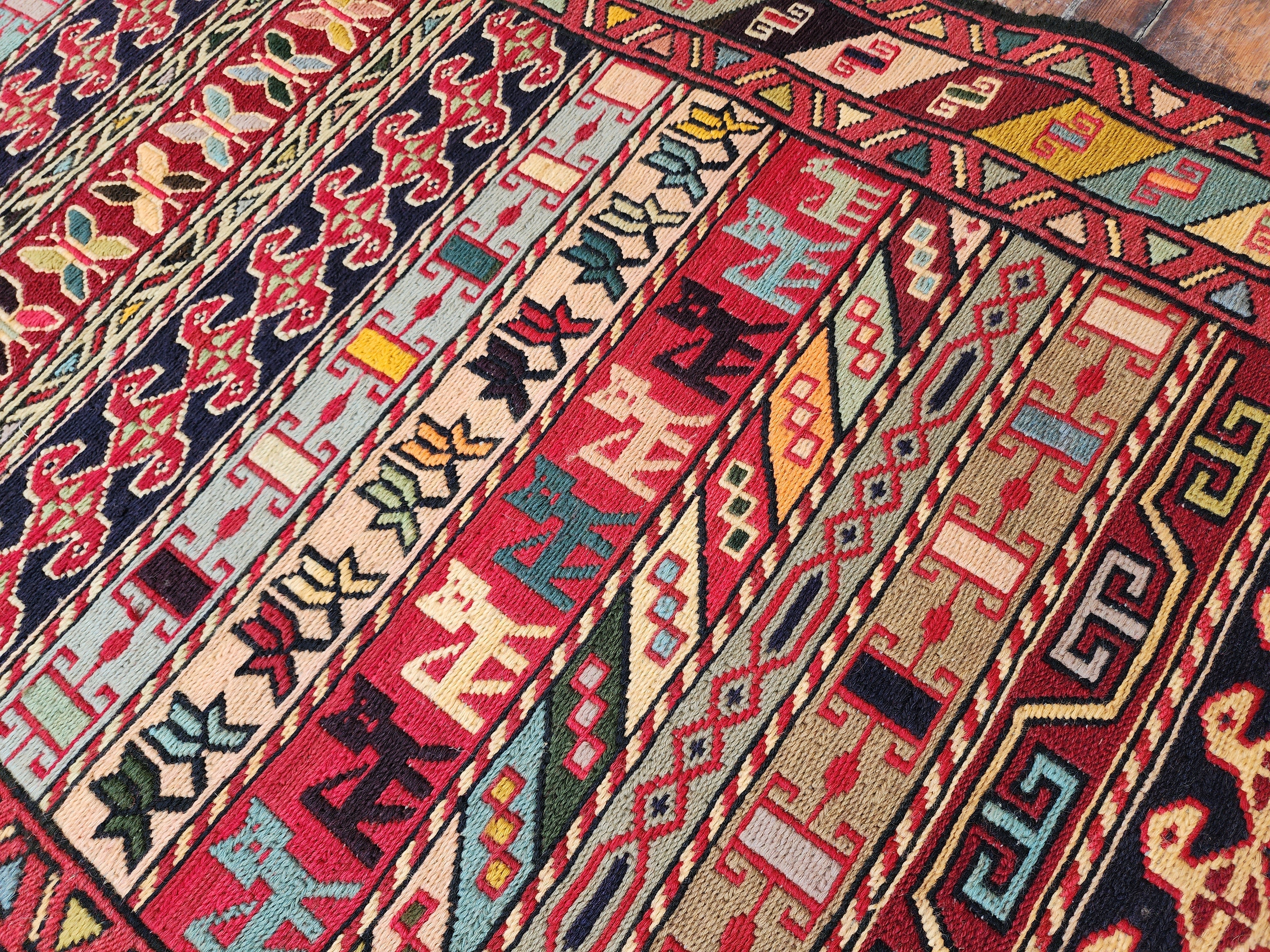 vintage Soumak Wool Runner Rug — corner detail