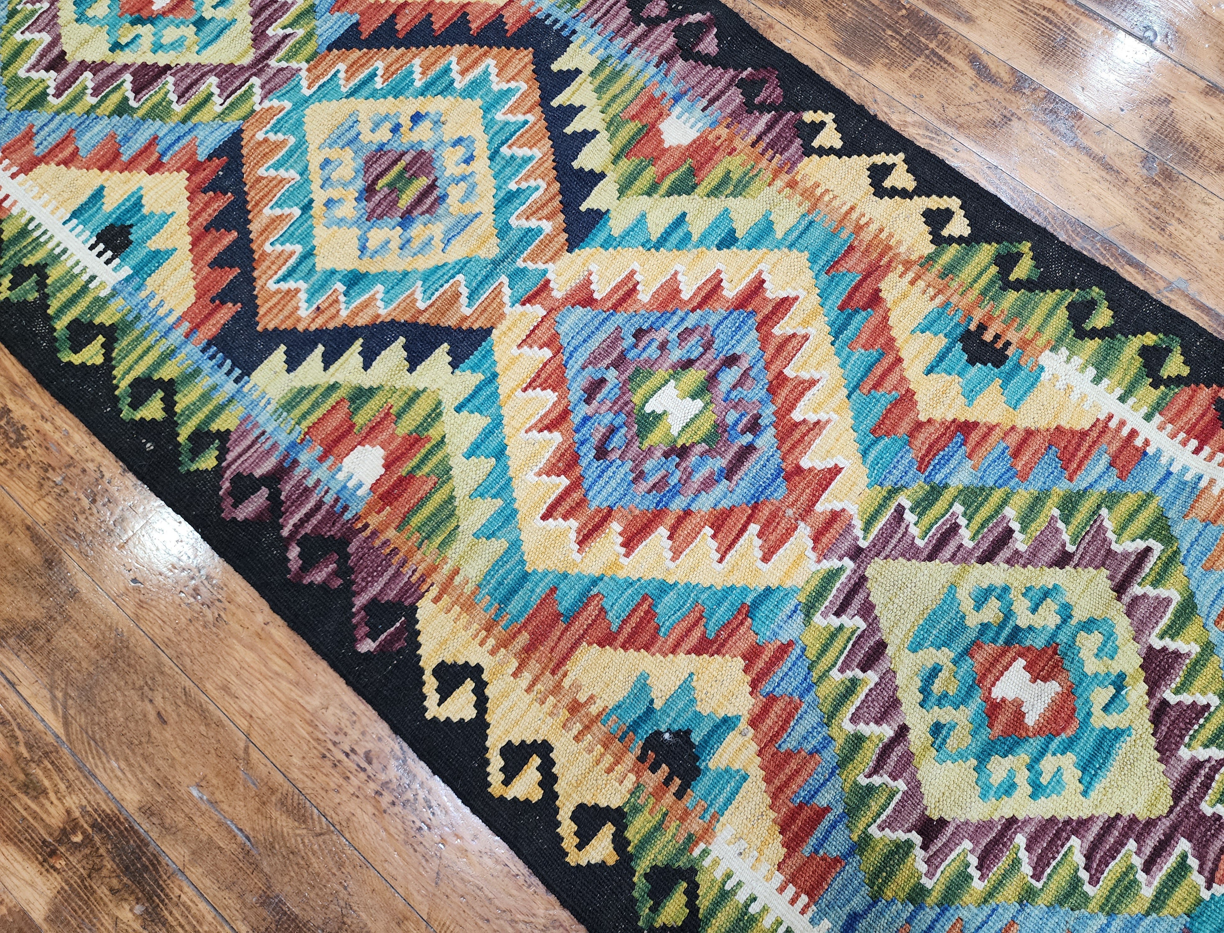 vintage Kilim Wool Runner Rug — detail texture