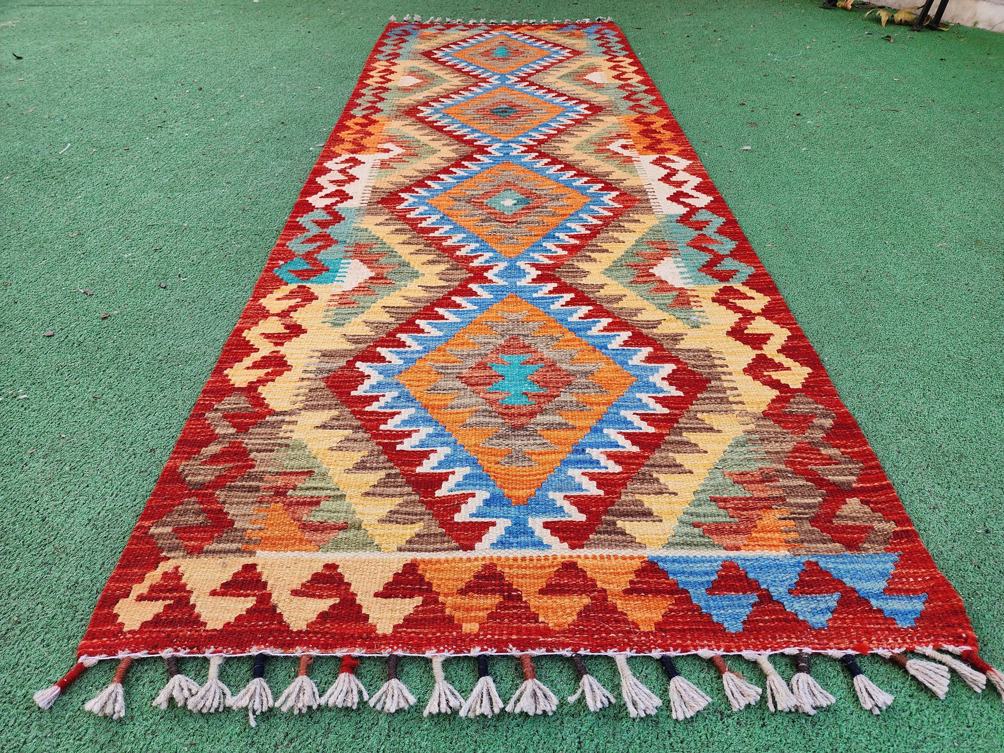 vintage Kilim Wool Runner Rug — corner detail
