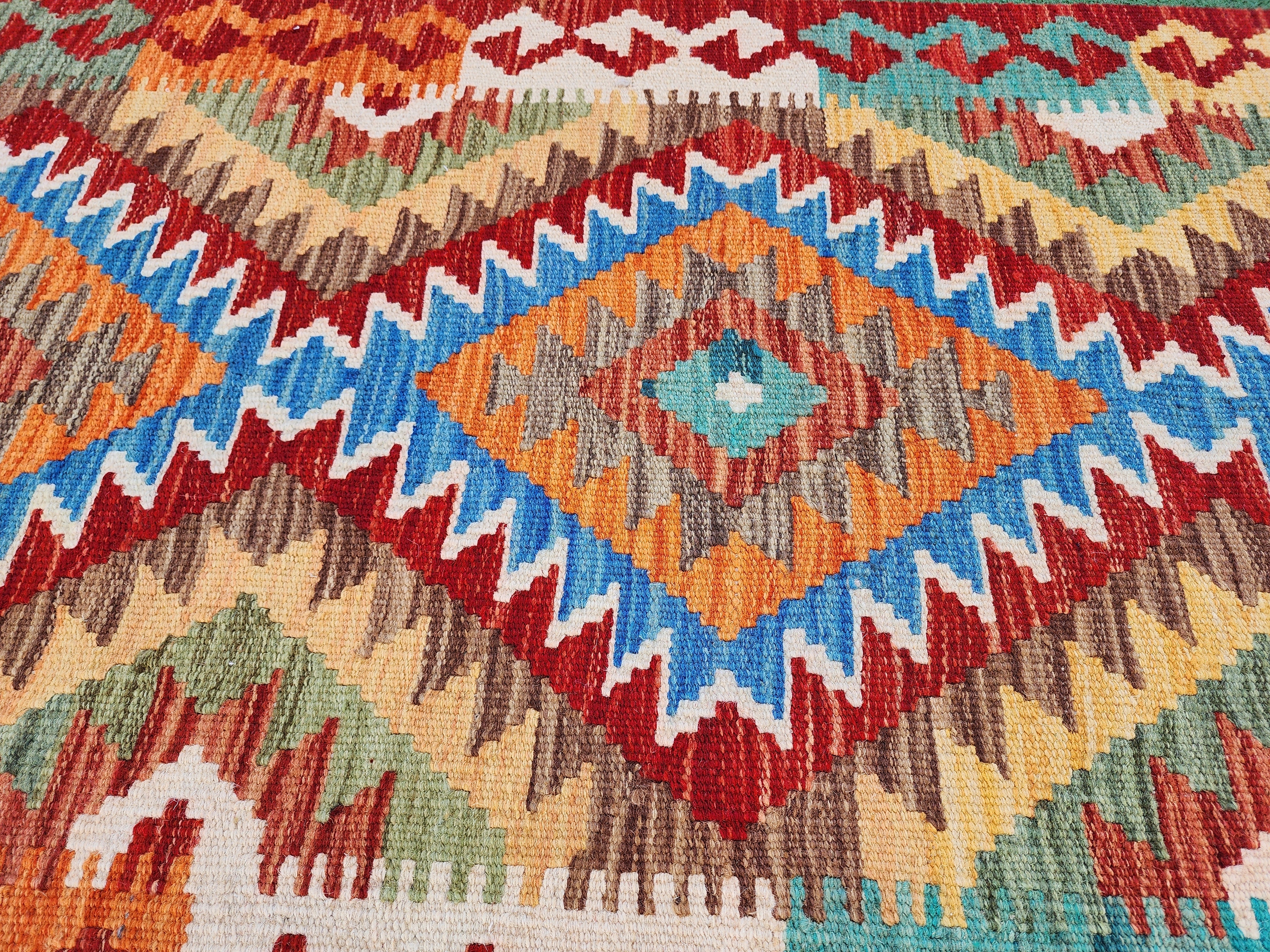 vintage Kilim Wool Runner Rug — edge weave