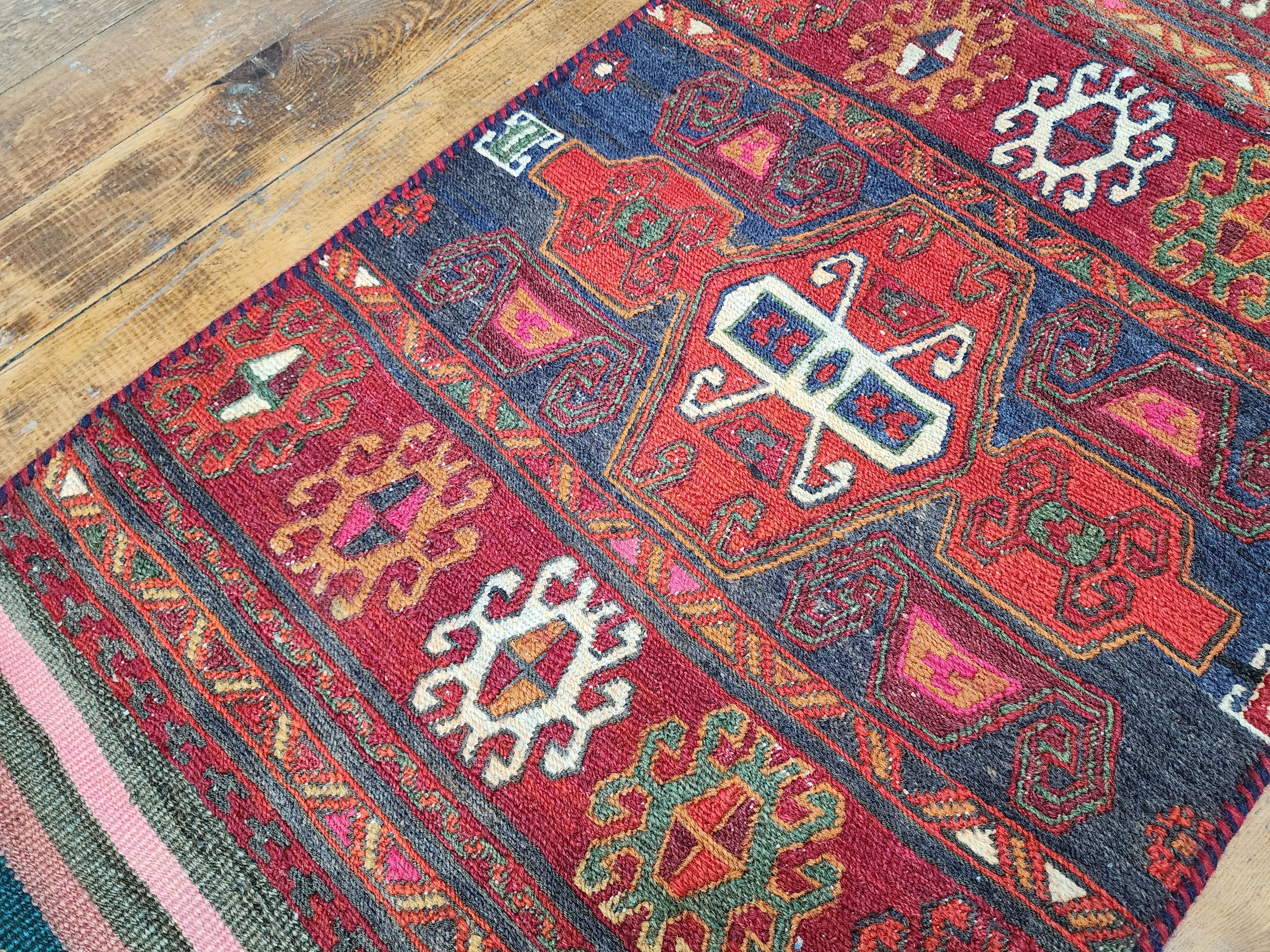 Vintage Soumak Kilim Runner Rug: Turkish Wool Flatweave, 6x2