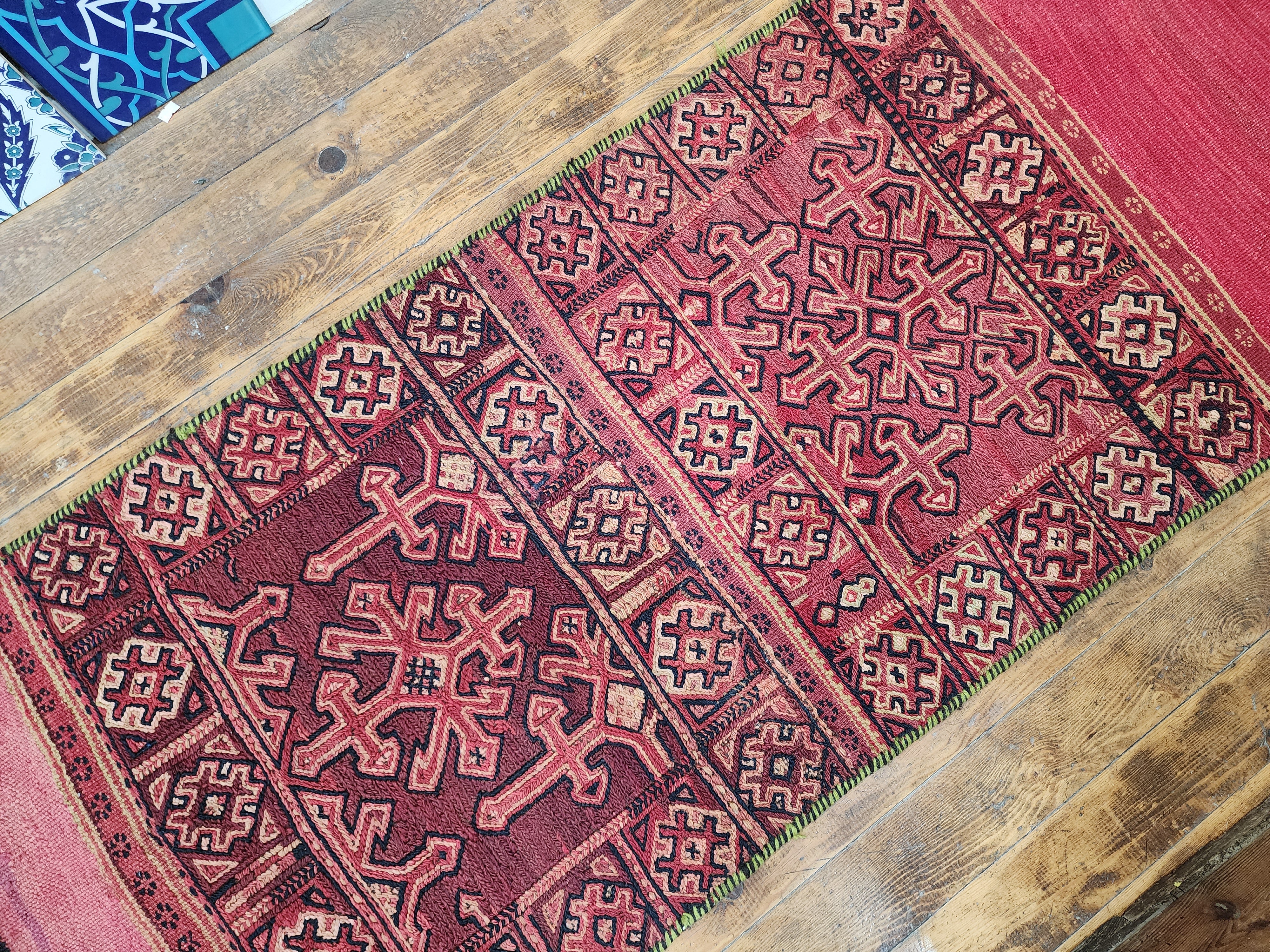 Vintage Soumak Kilim Runner Rug: Turkish Wool Flatweave, 6x2