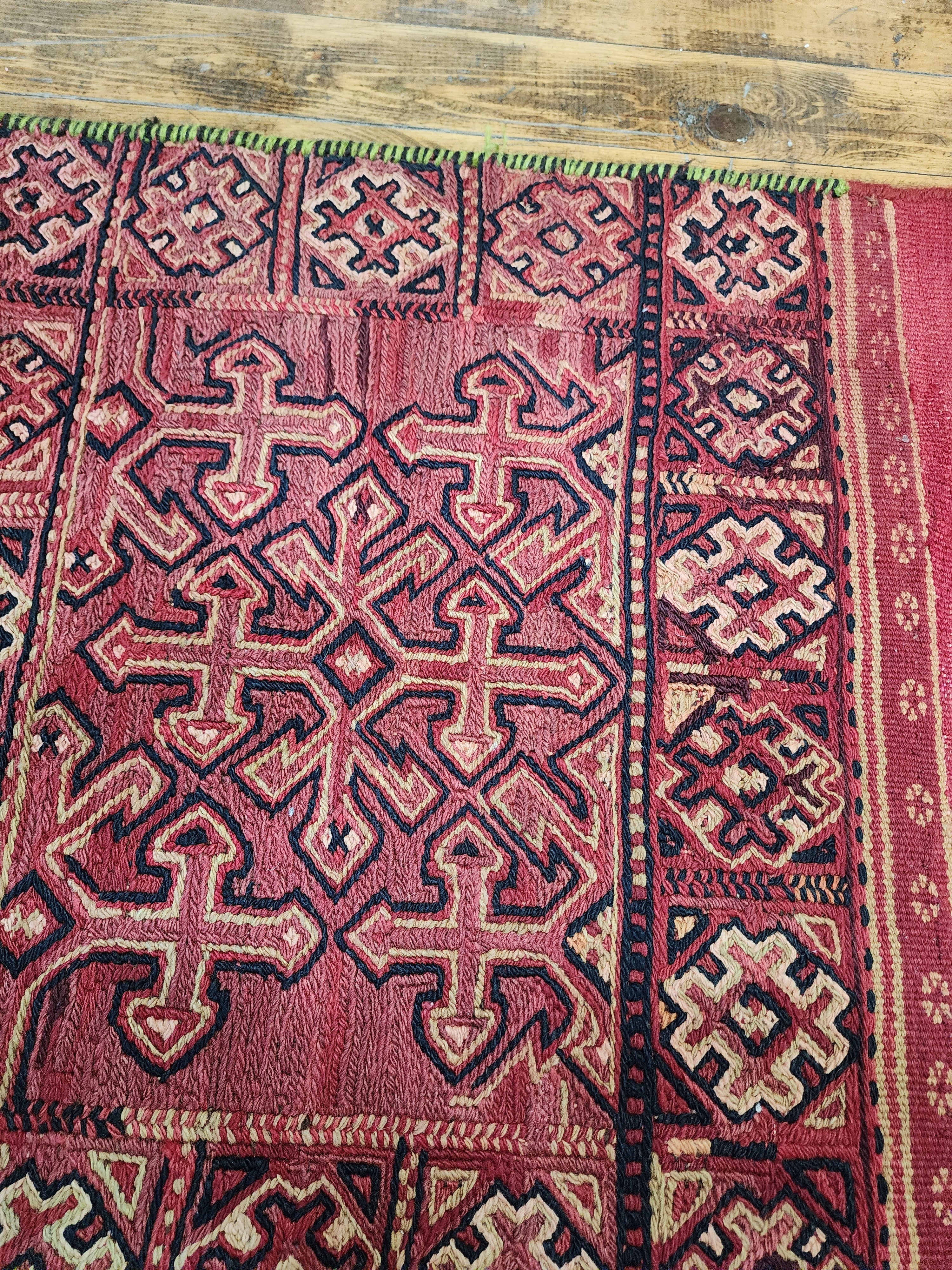 Vintage Soumak Kilim Runner Rug: Turkish Wool Flatweave, 6x2