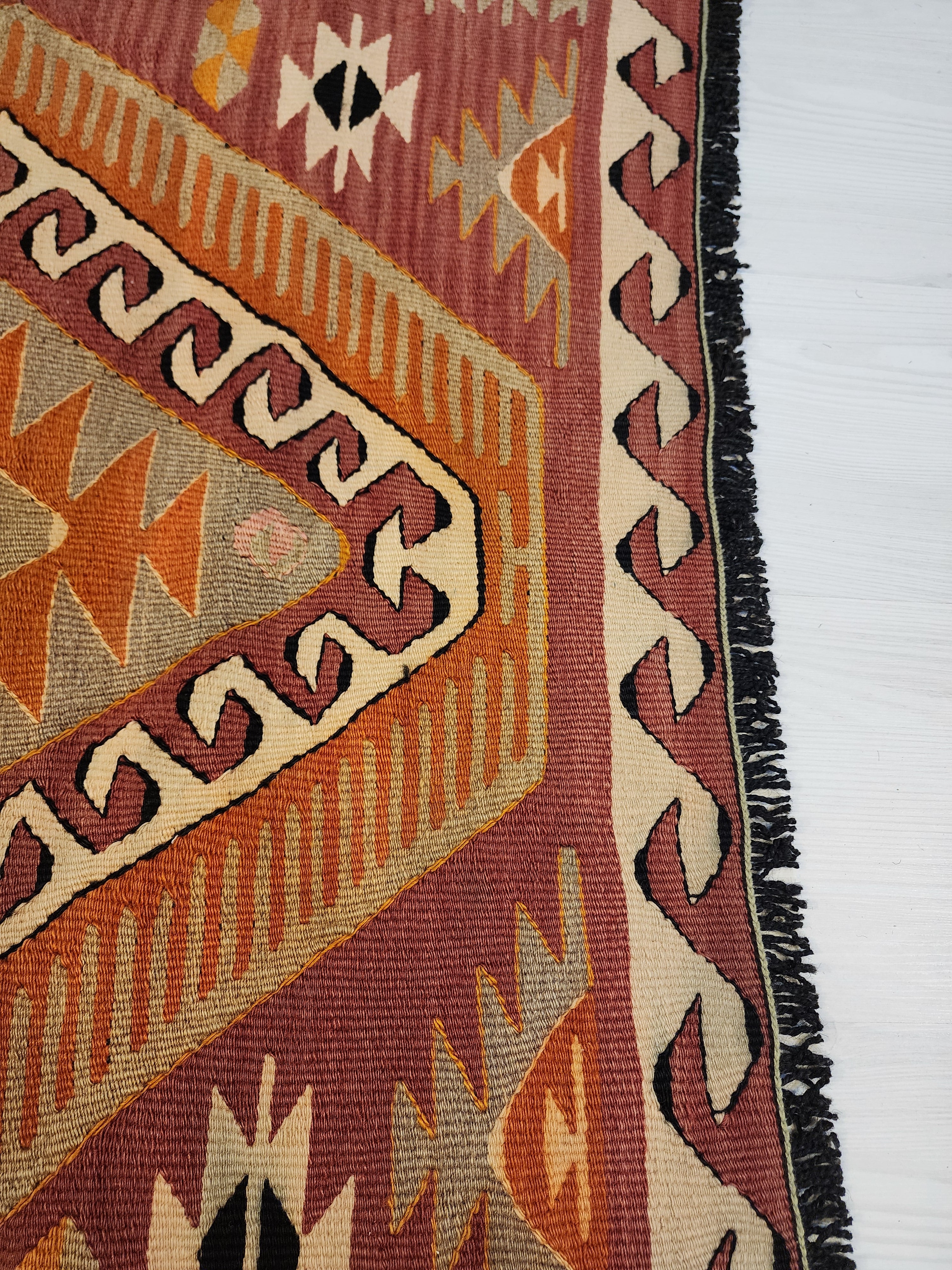 Handwoven Turkish Kilim Runner: Boho Tribal Rug, 8'5" x 2'10"
