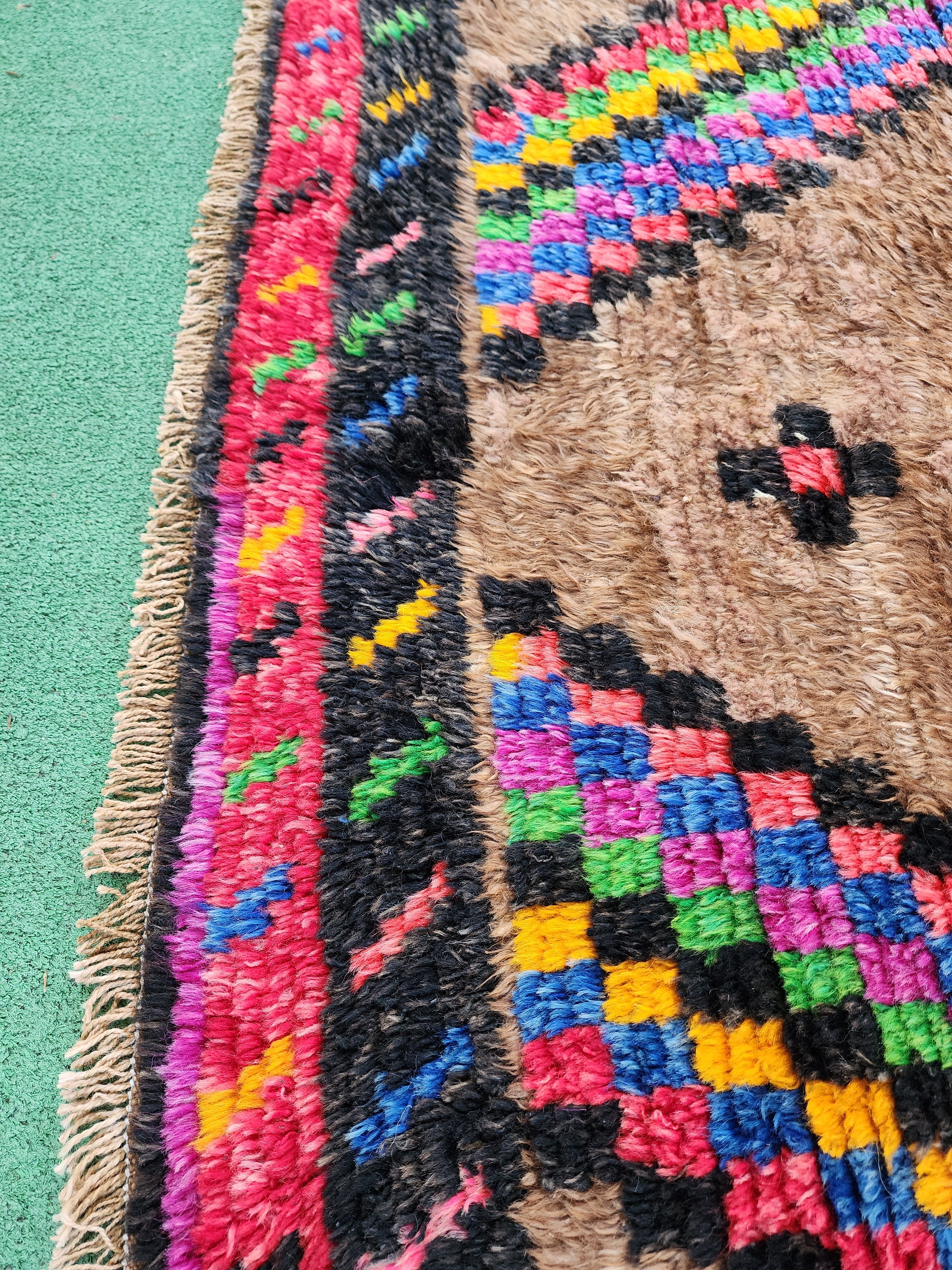 vintage Konya Wool Small Rug — border pattern