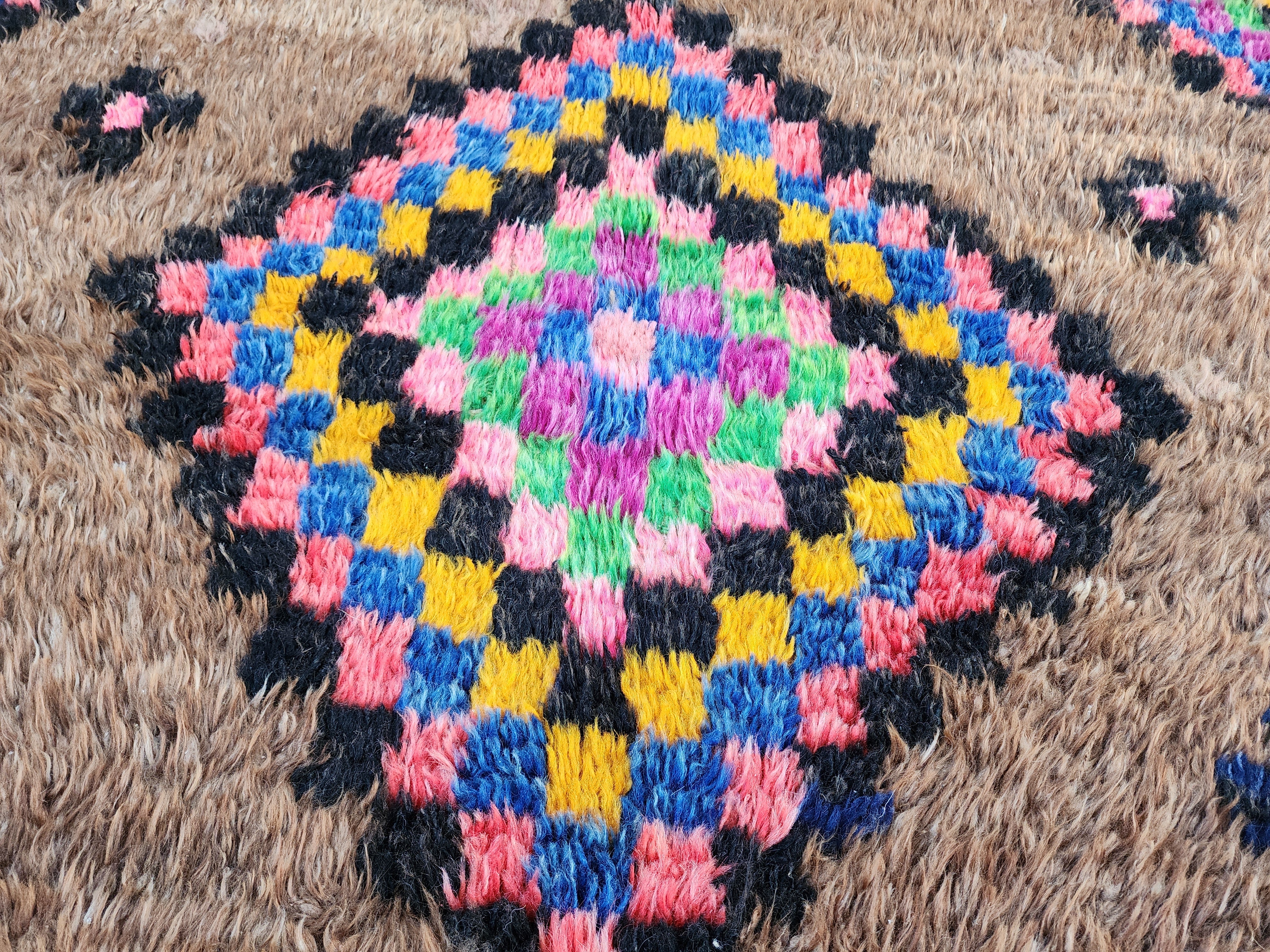 vintage Konya Wool Small Rug — corner detail