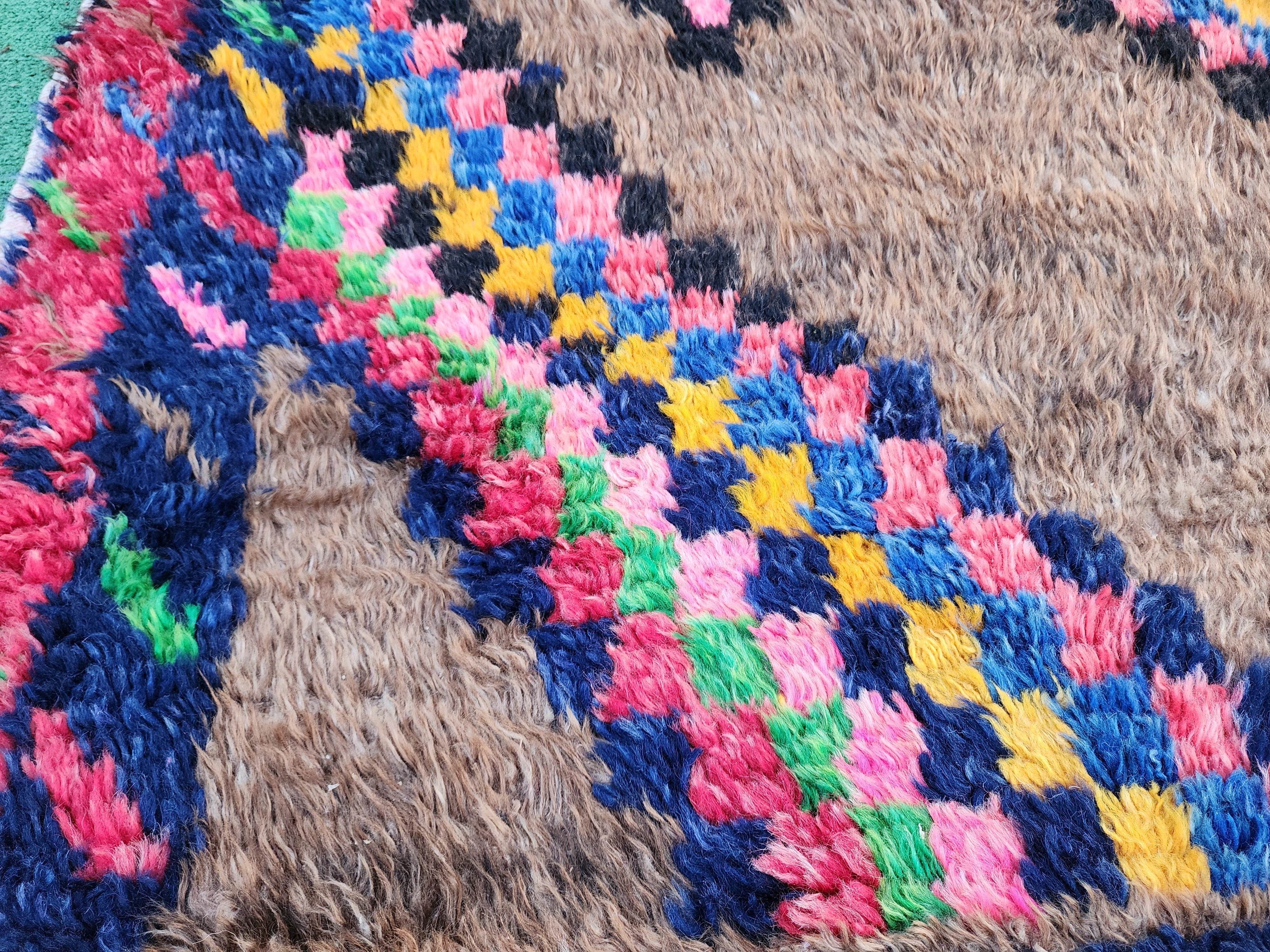 vintage Konya Wool Small Rug — edge weave