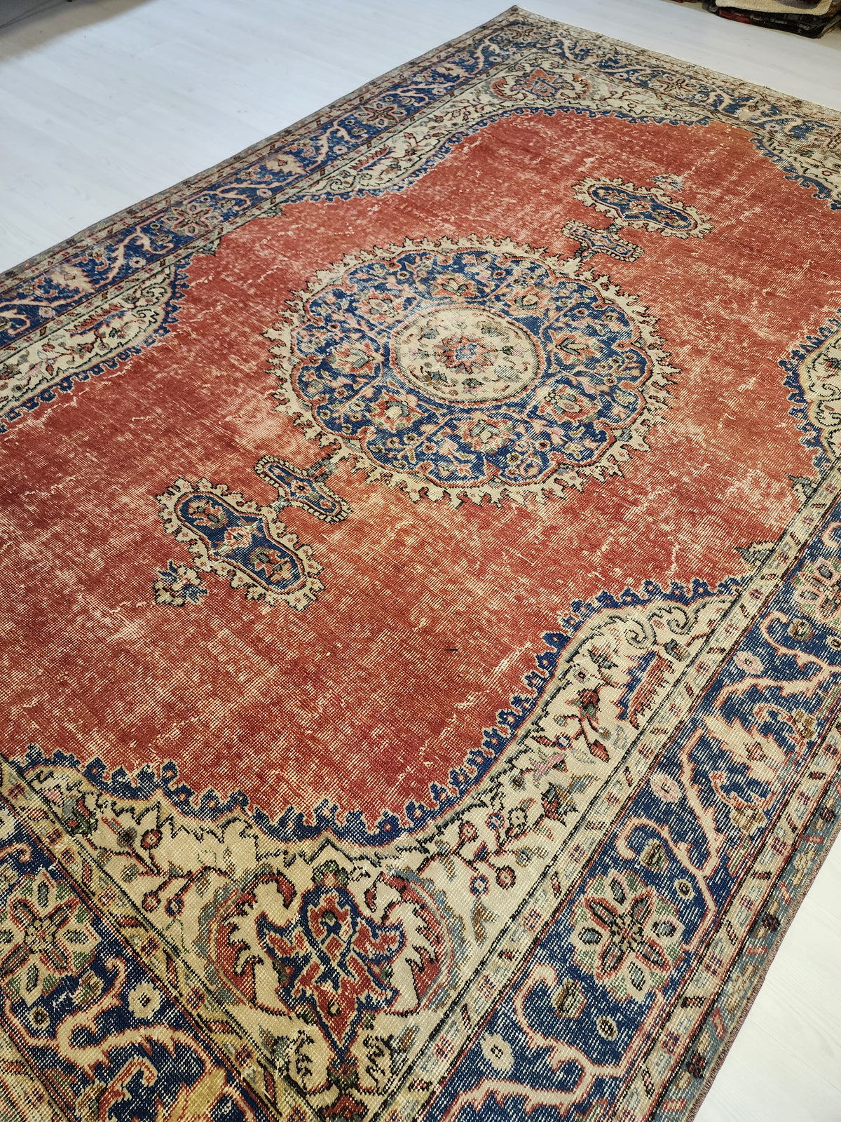 Large Vintage Anatolian Rug – Distressed Terracotta Red Medallion Carpet (7'2" x 10'7")