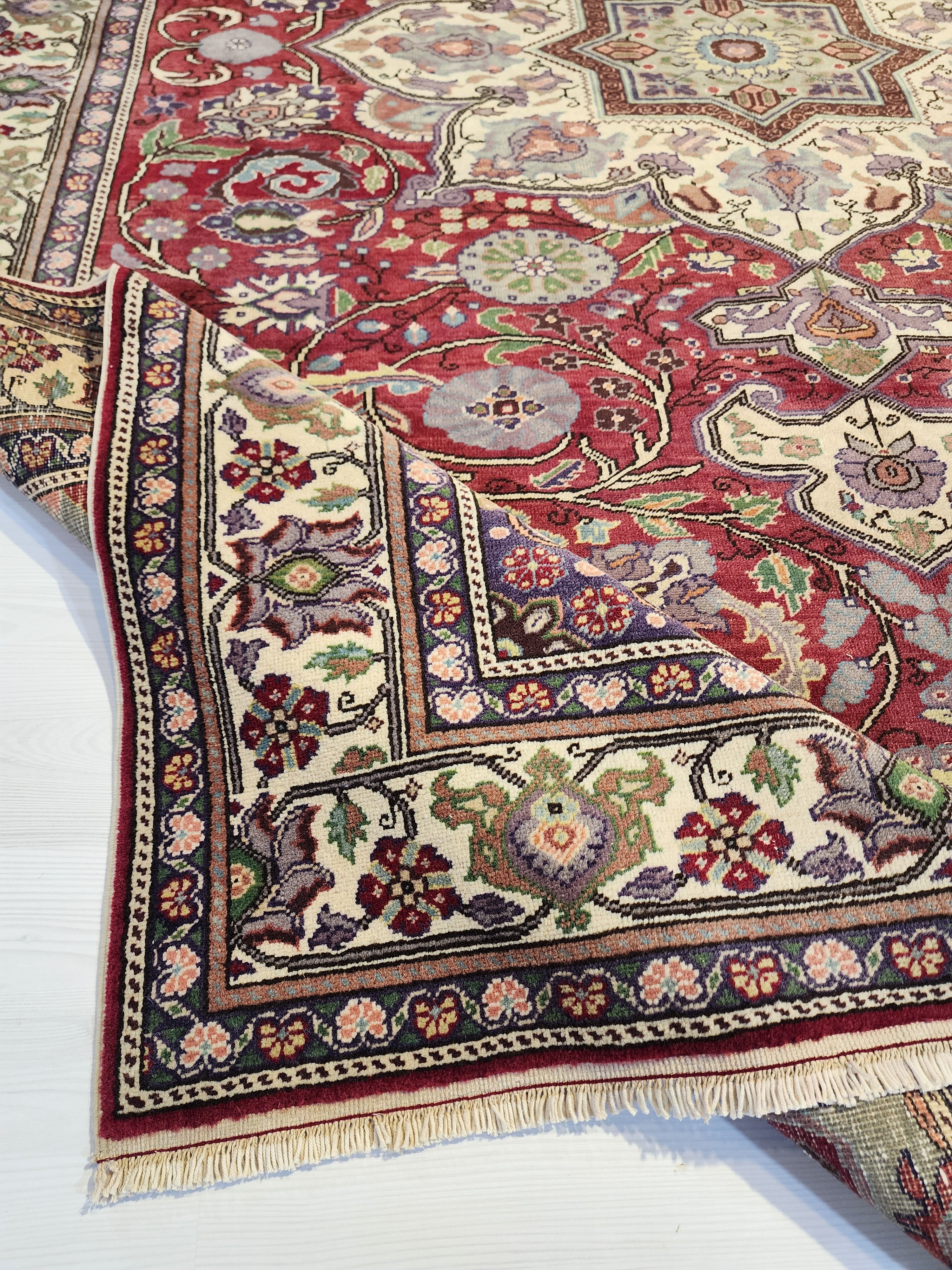 Vintage Turkish Handwoven Wool Rug, Red Cream Medallion Floral Carpet (6'6"x9'8")