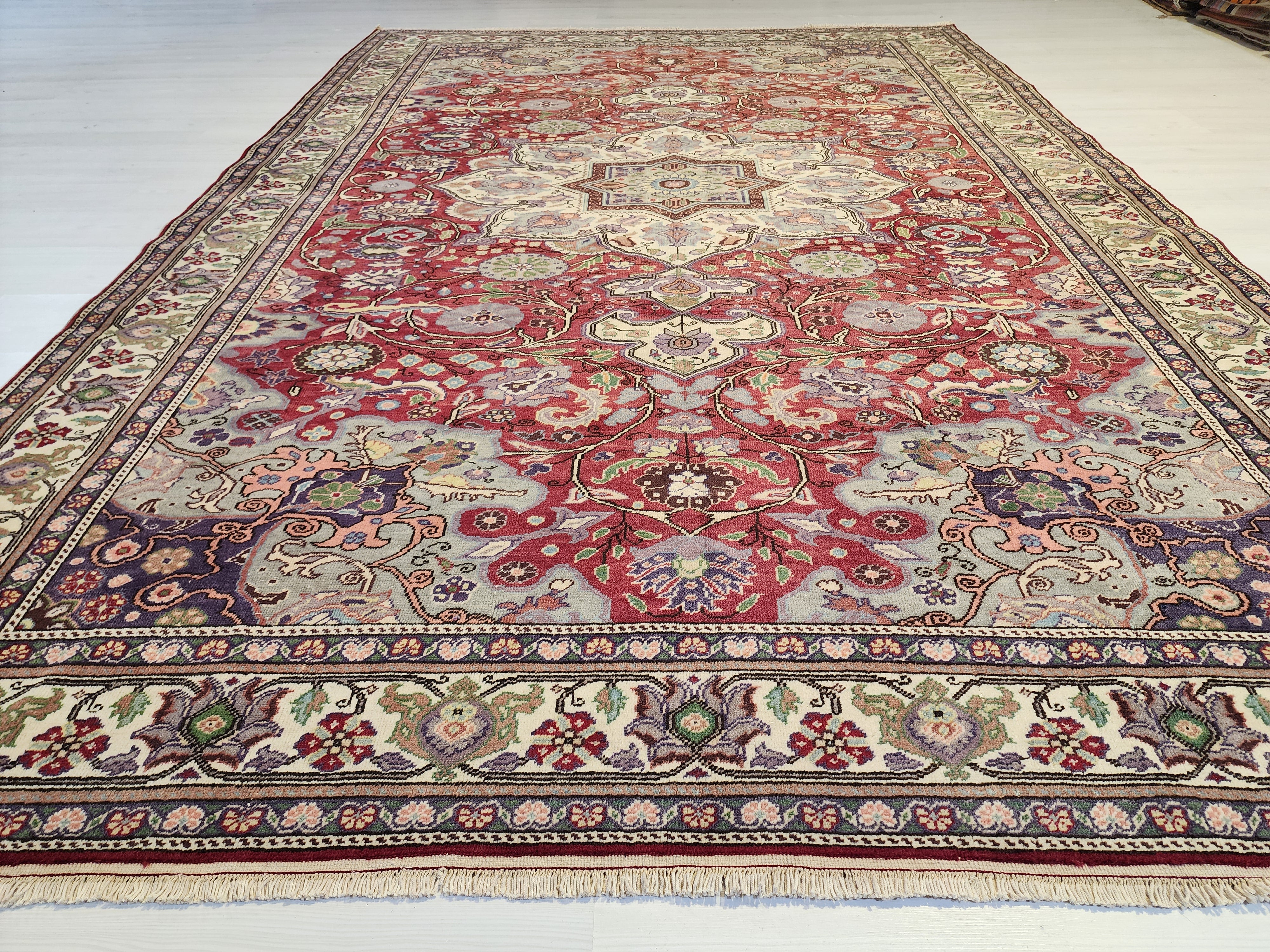 Vintage Turkish Handwoven Wool Rug, Red Cream Medallion Floral Carpet (6'6"x9'8")