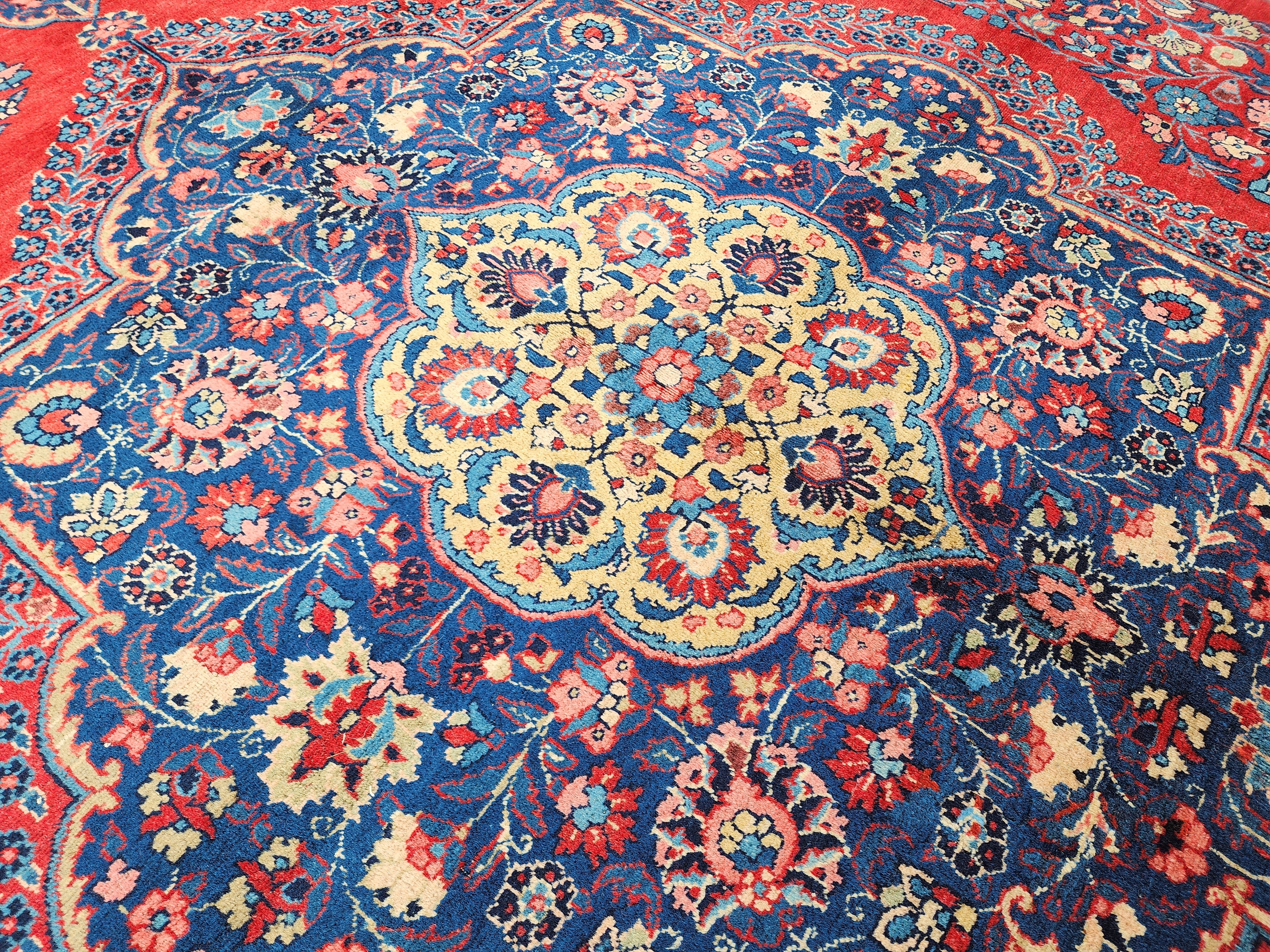 Antique Persian Hoy Tabriz Rug with Intricate Floral Design, 9'6''x12'7''