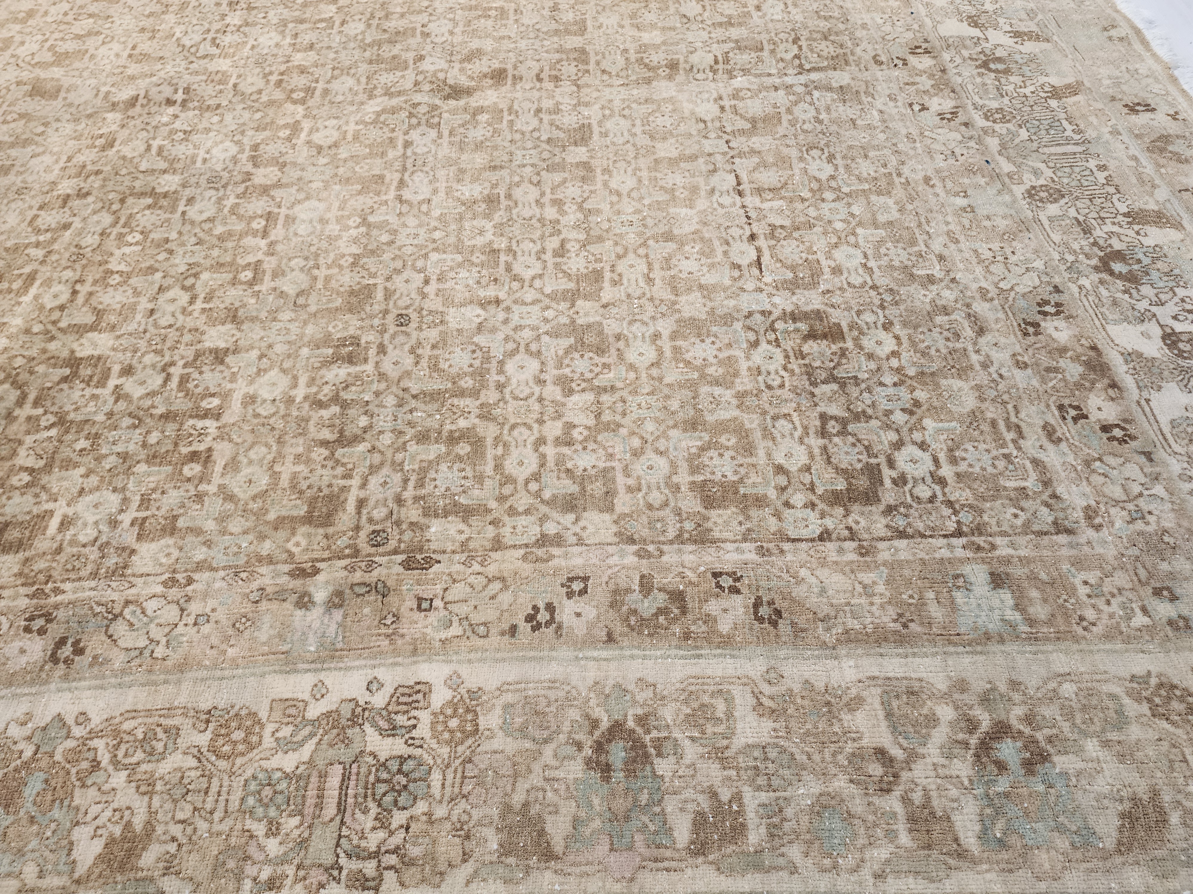 vintage Oushak Wool Large Area Rug — colour close-up