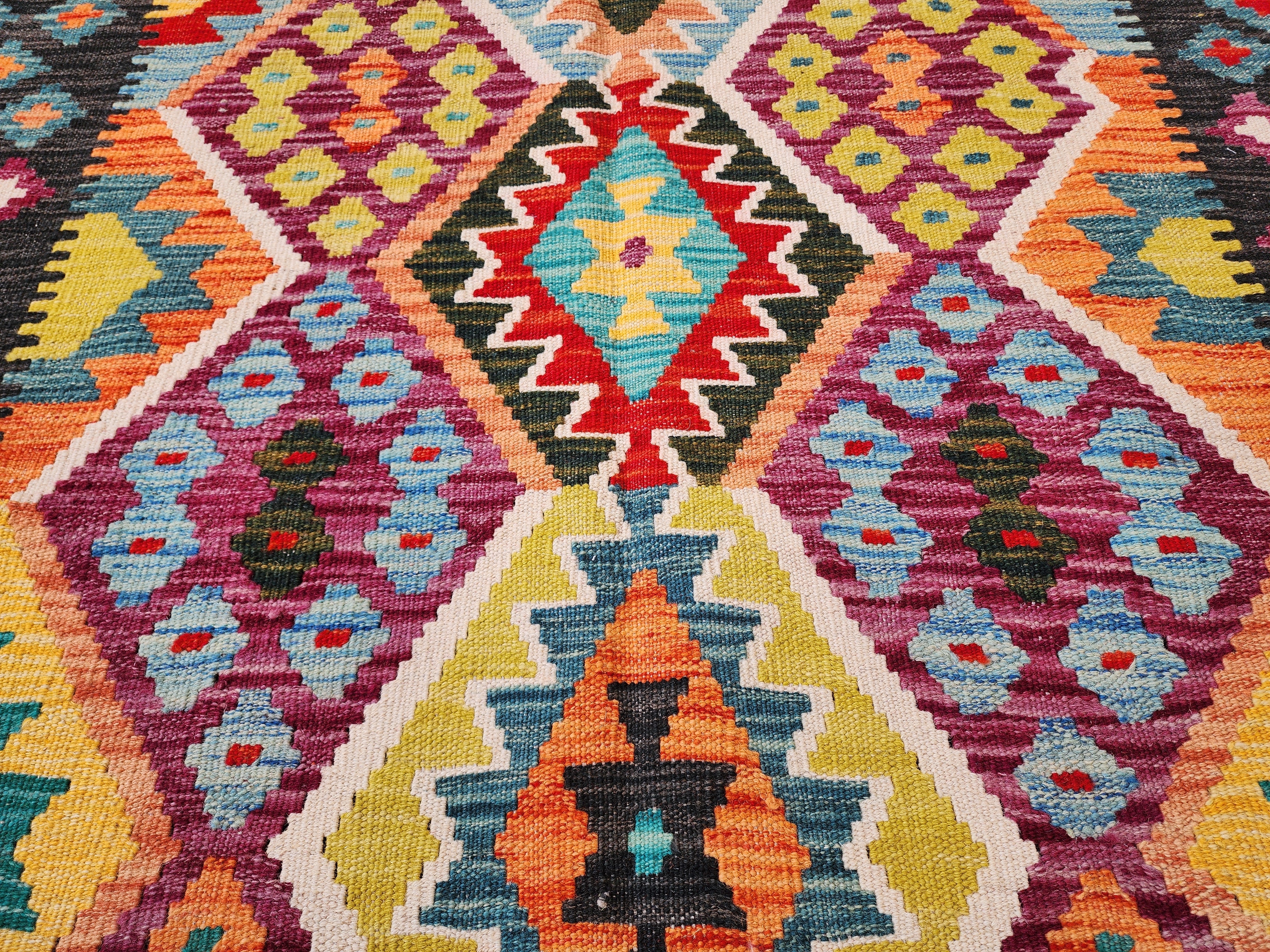 vintage Afghan Wool Small Rug — detail texture