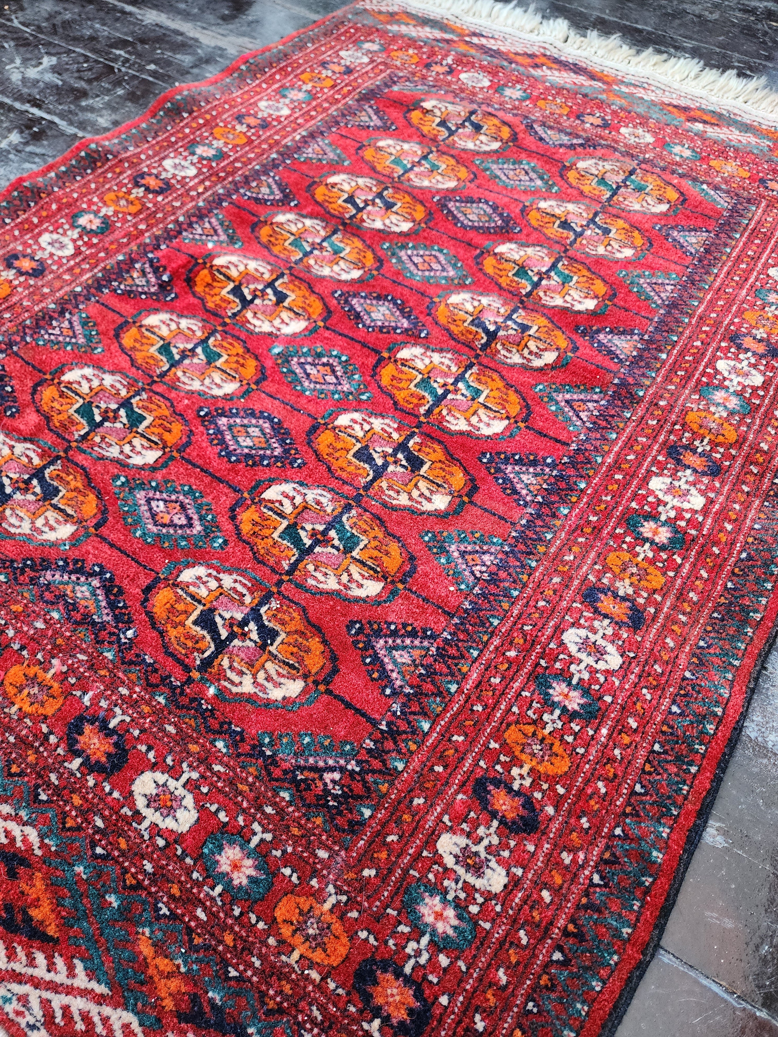 vintage Oriental Wool Small Rug — back view
