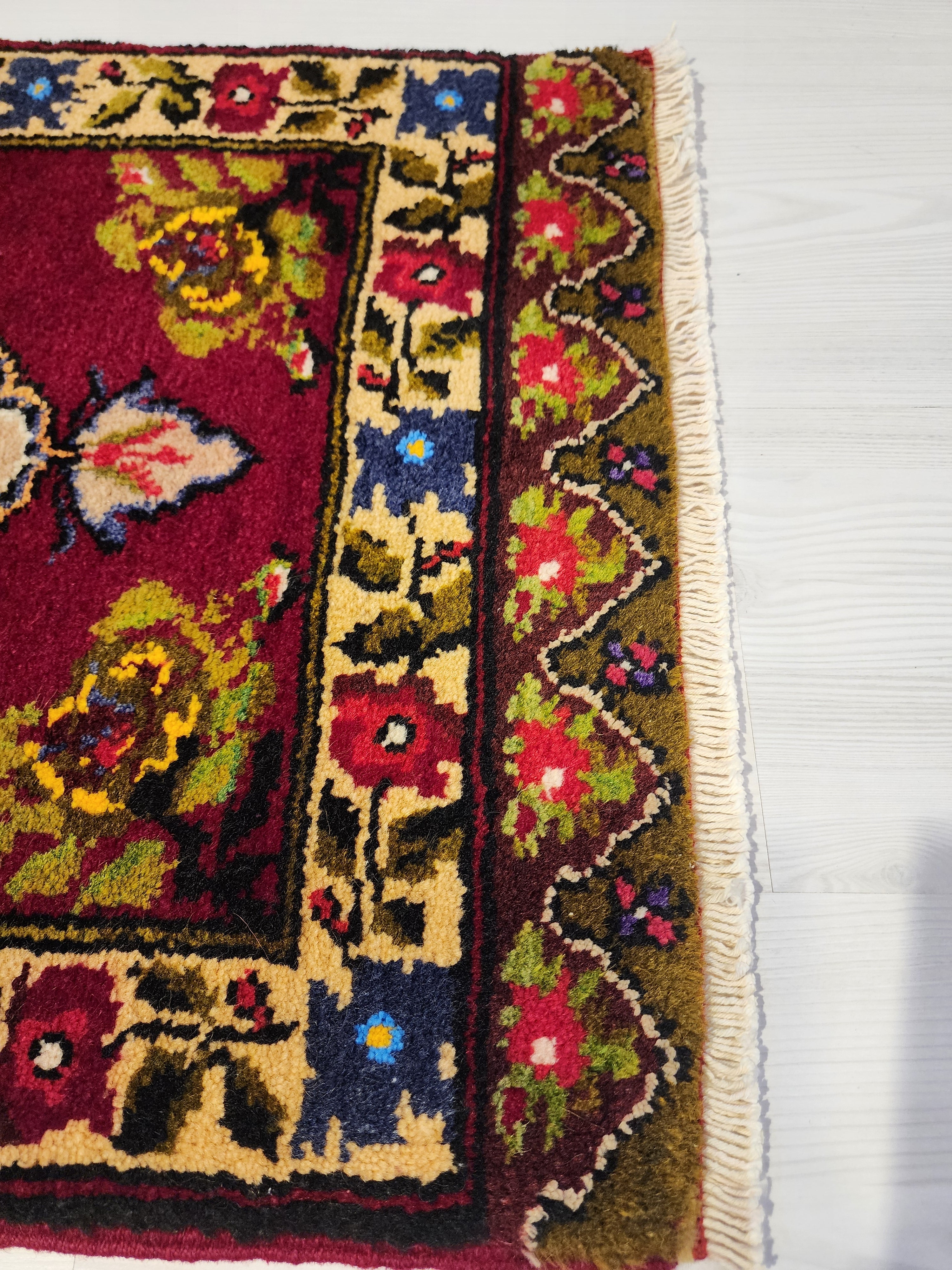 antique Oushak Wool Small Rug — edge weave