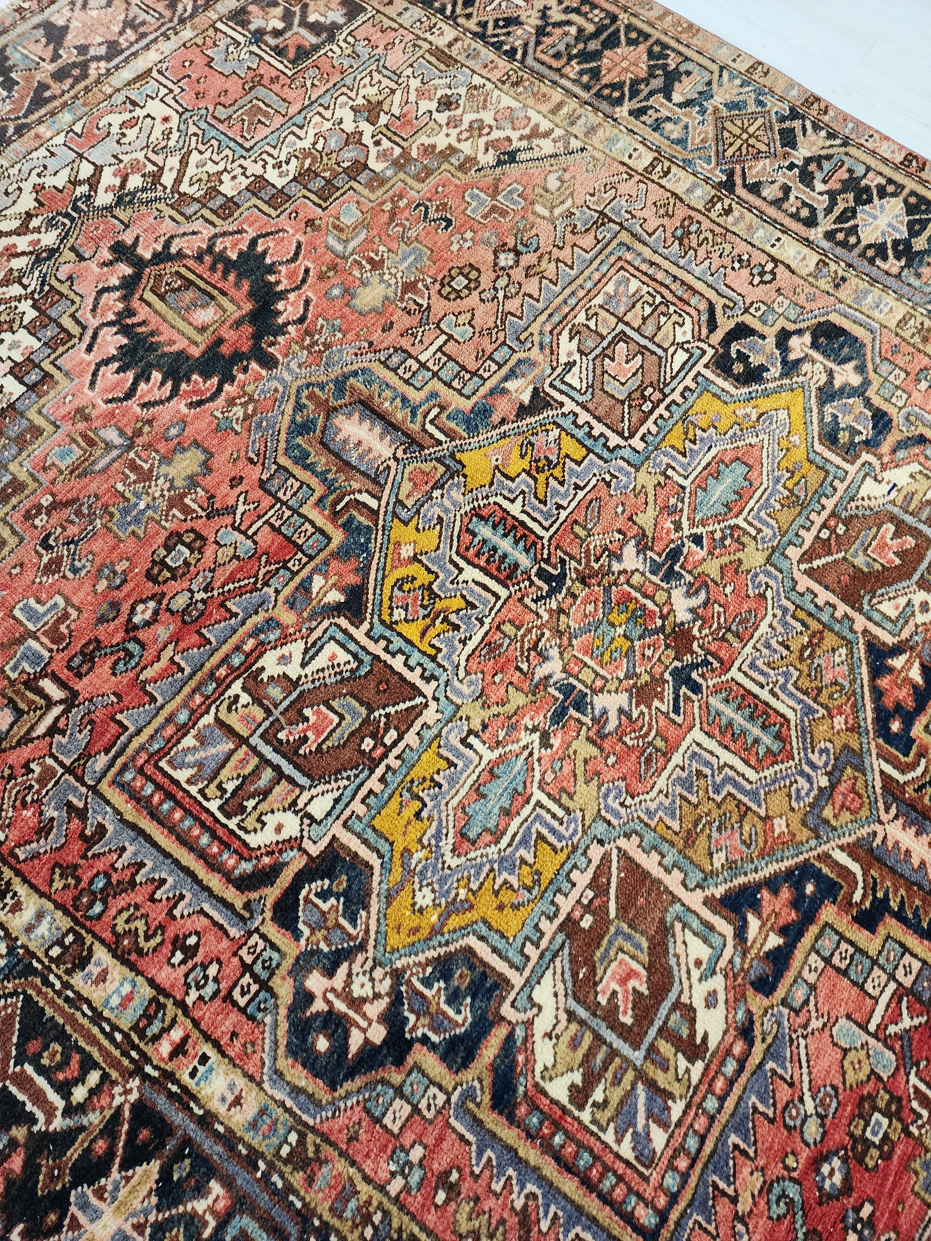 Vintage Persian Heriz Area Rug: Soft Red Oriental Design, 9'6'' x 6'9''