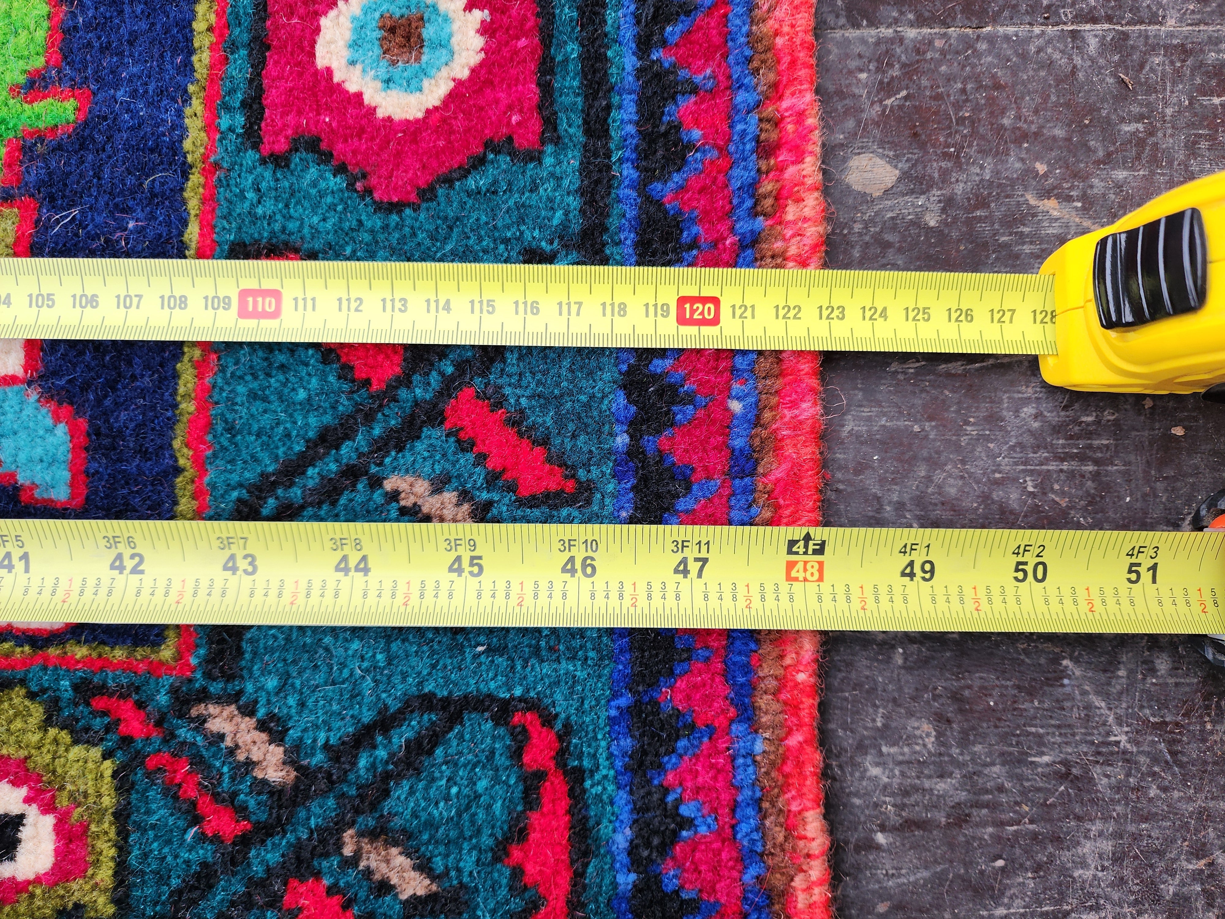 vintage Persian Wool Small Rug — colour close-up