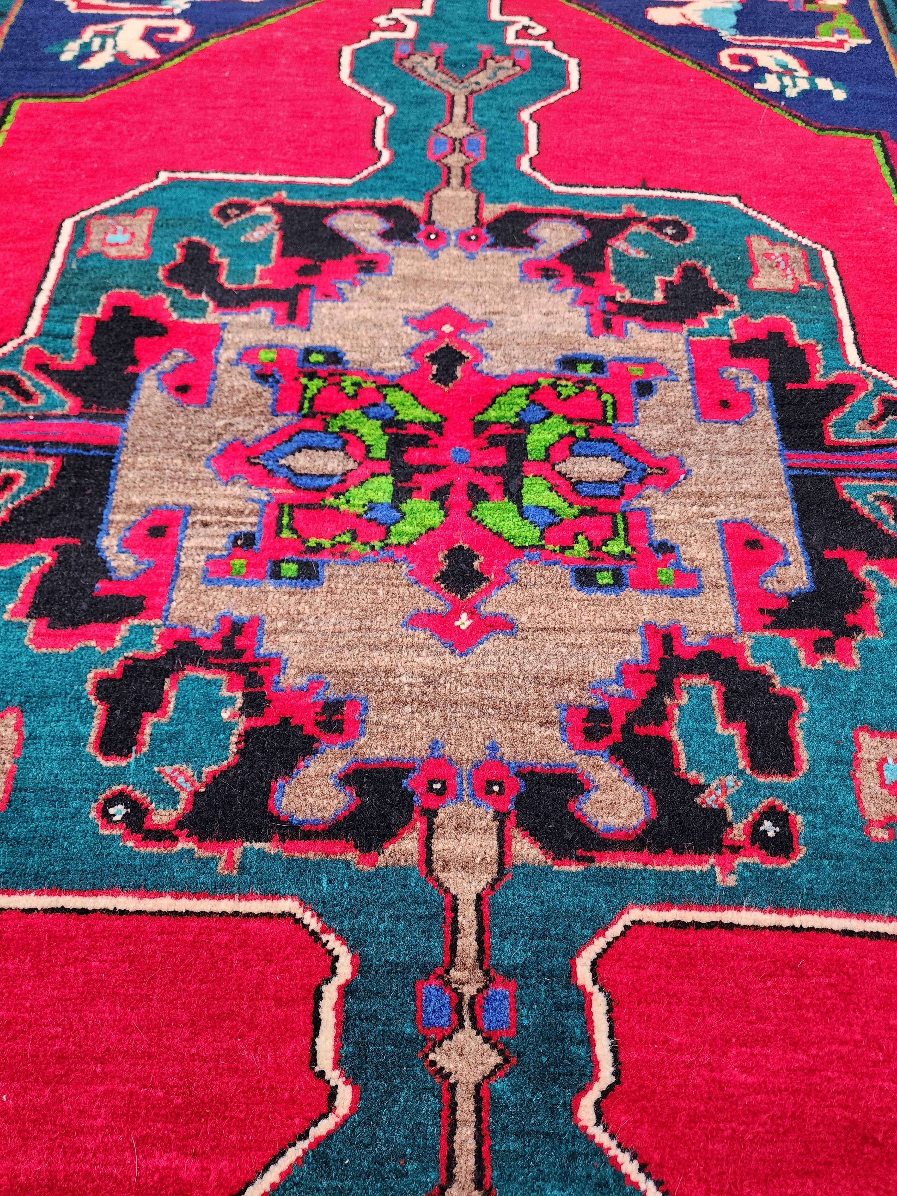 vintage Persian Wool Small Rug — corner detail