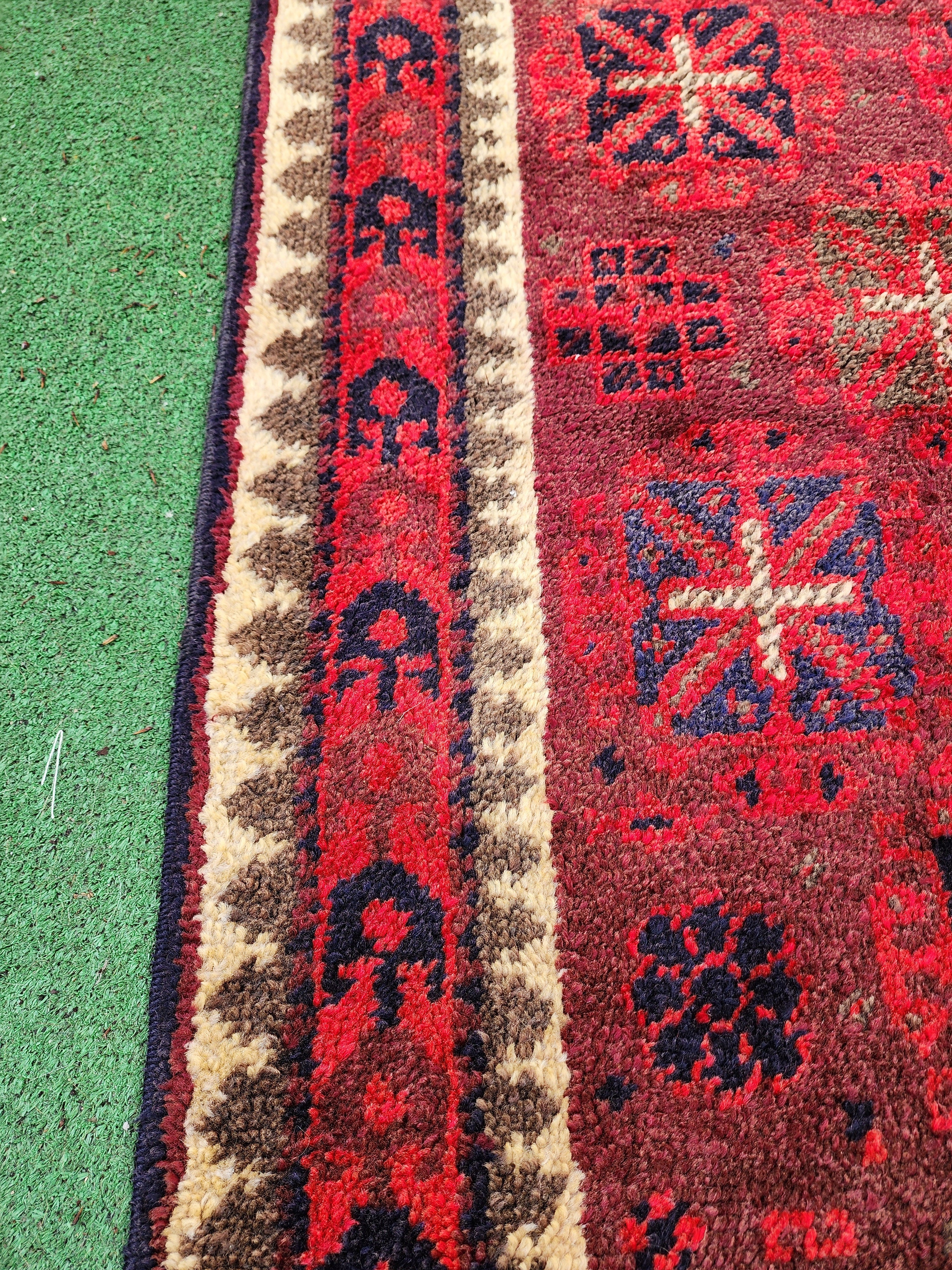 vintage Anatolian Wool Small Rug — edge weave