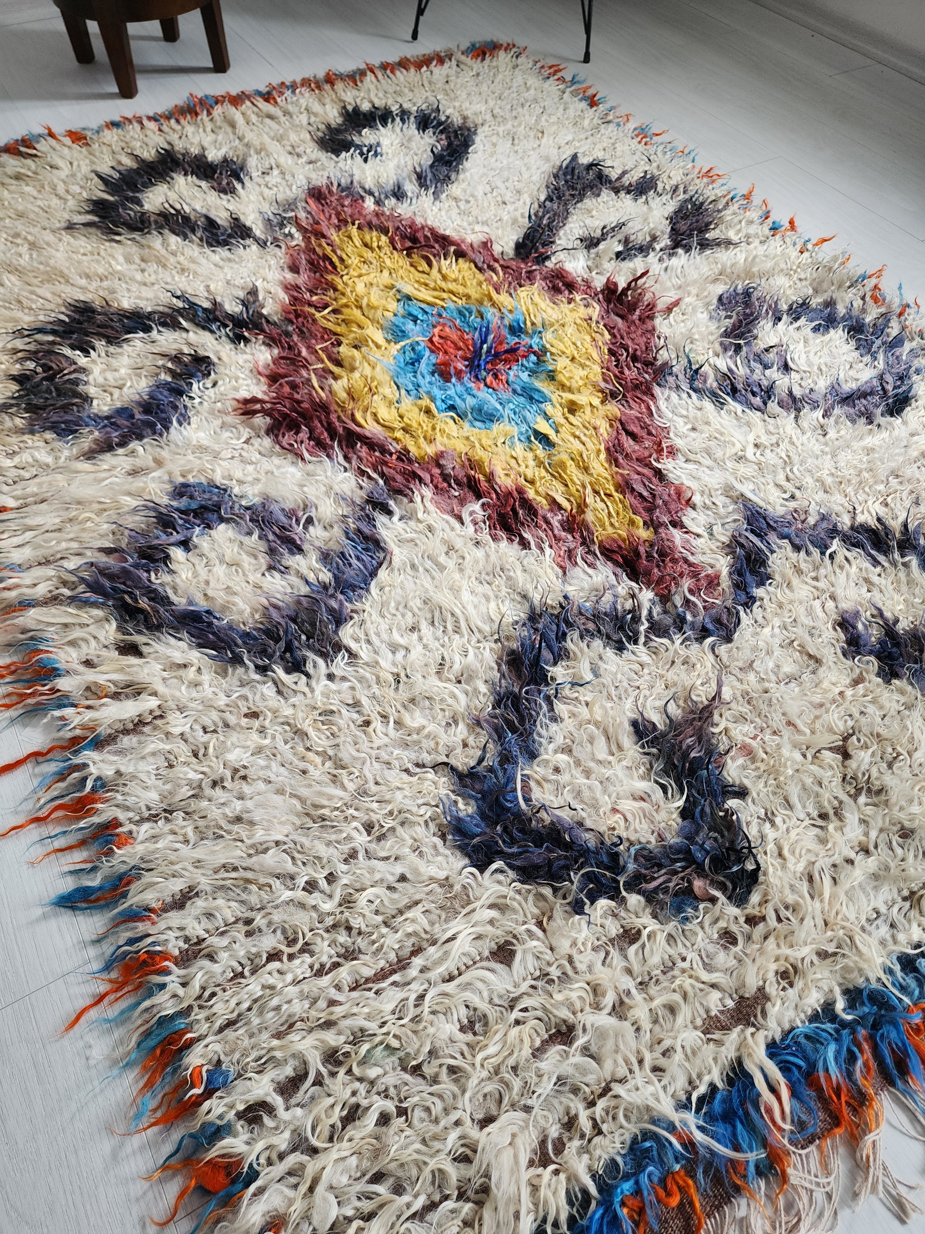 vintage Turkish Wool Area Rug — detail texture