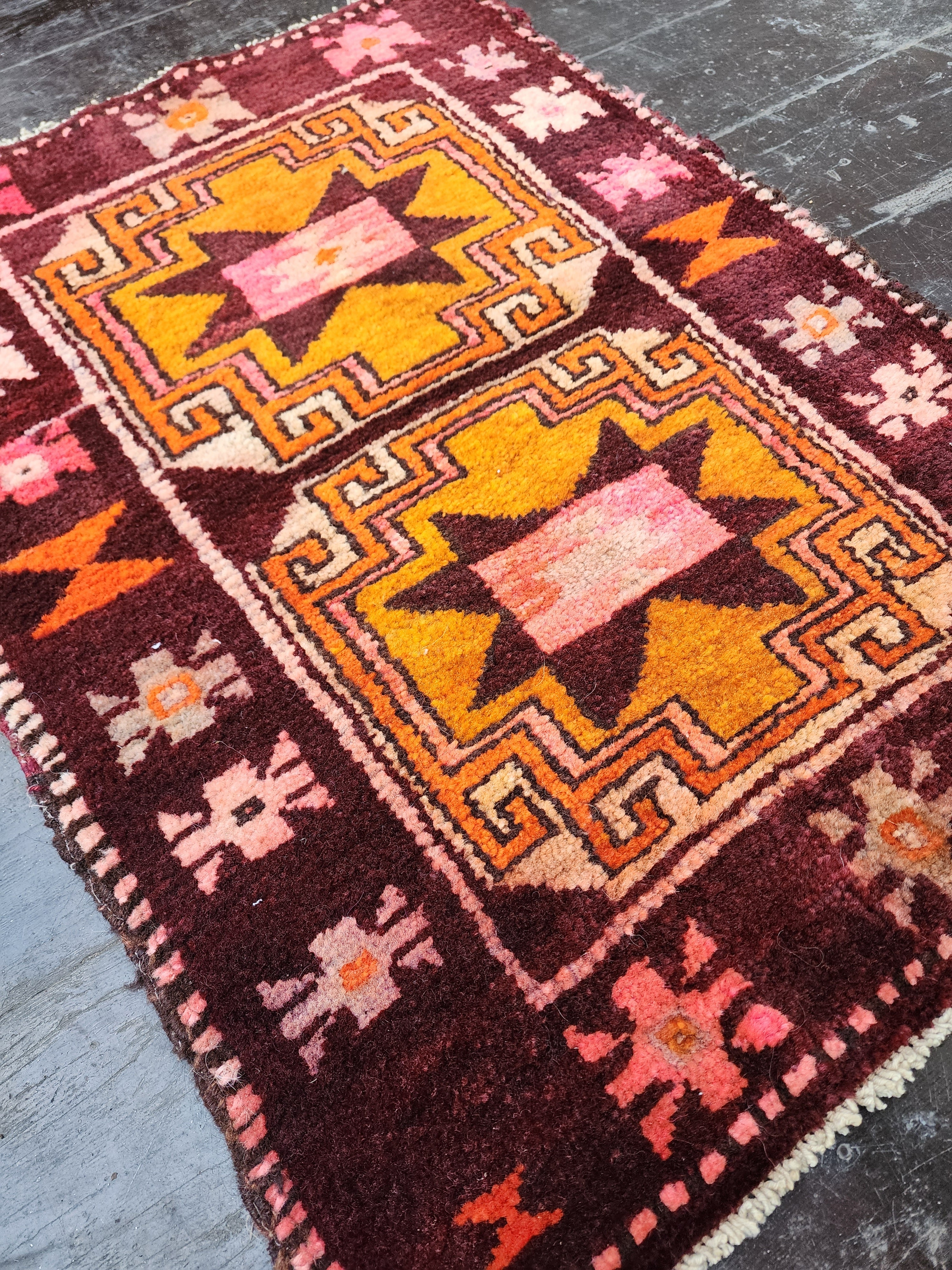 Tapis turc vintage, tribal, nomade, bohème, rustique, décor 2'7"x1'9"