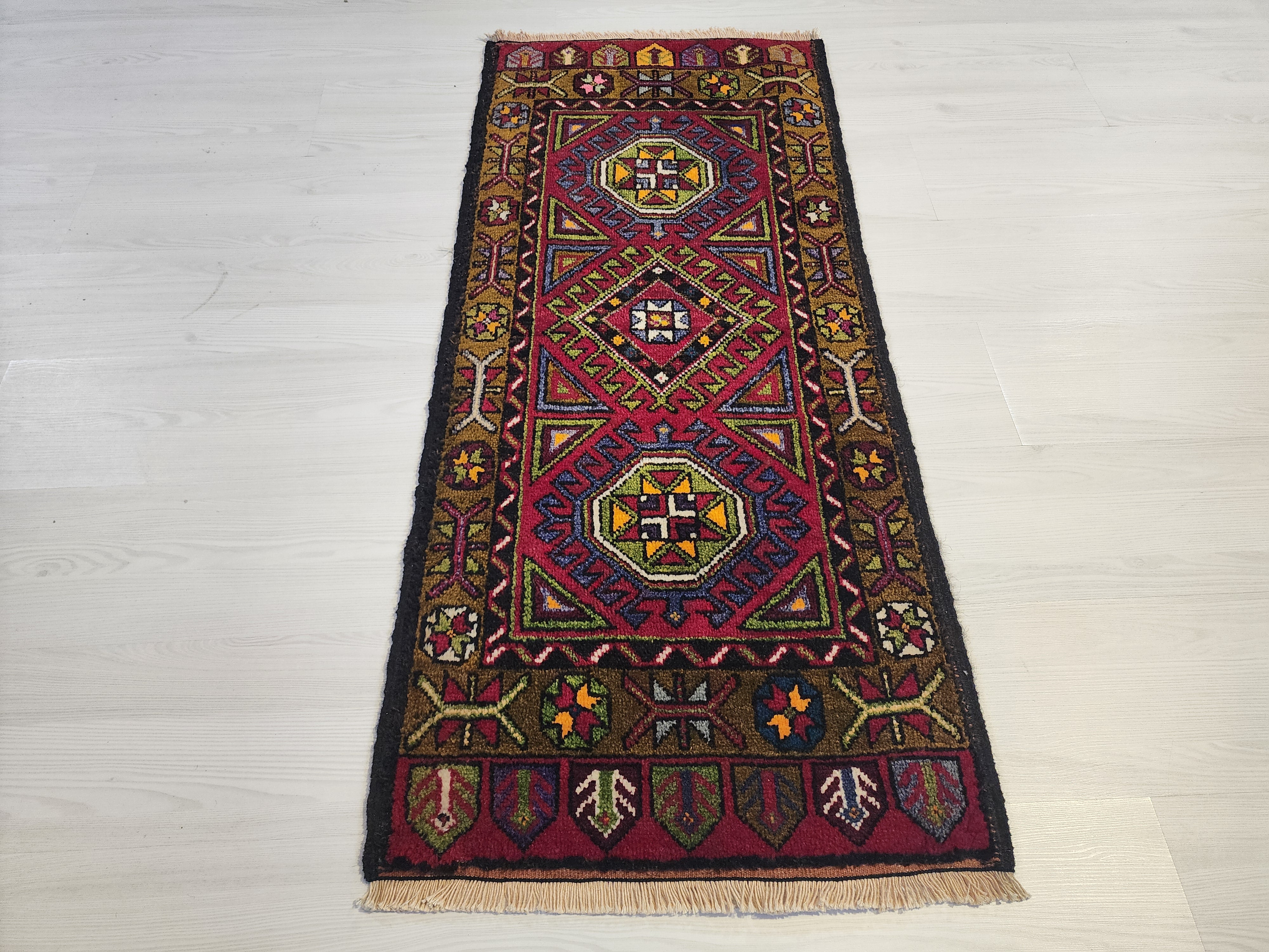small Vintage Turkish Rug: 1'11'' x 4'3'' ft Handmade Turkish Mat — detail texture