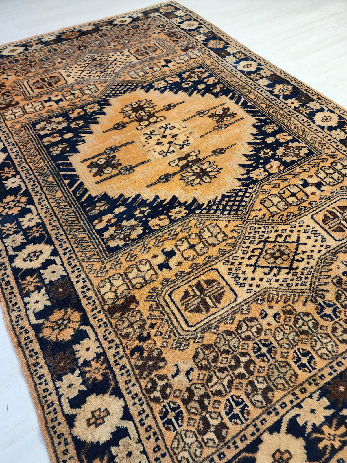 Pessinunta — Authentic Handwoven Kula Rug, Turkish Wool, Geographical Indication, Tribal Motifs