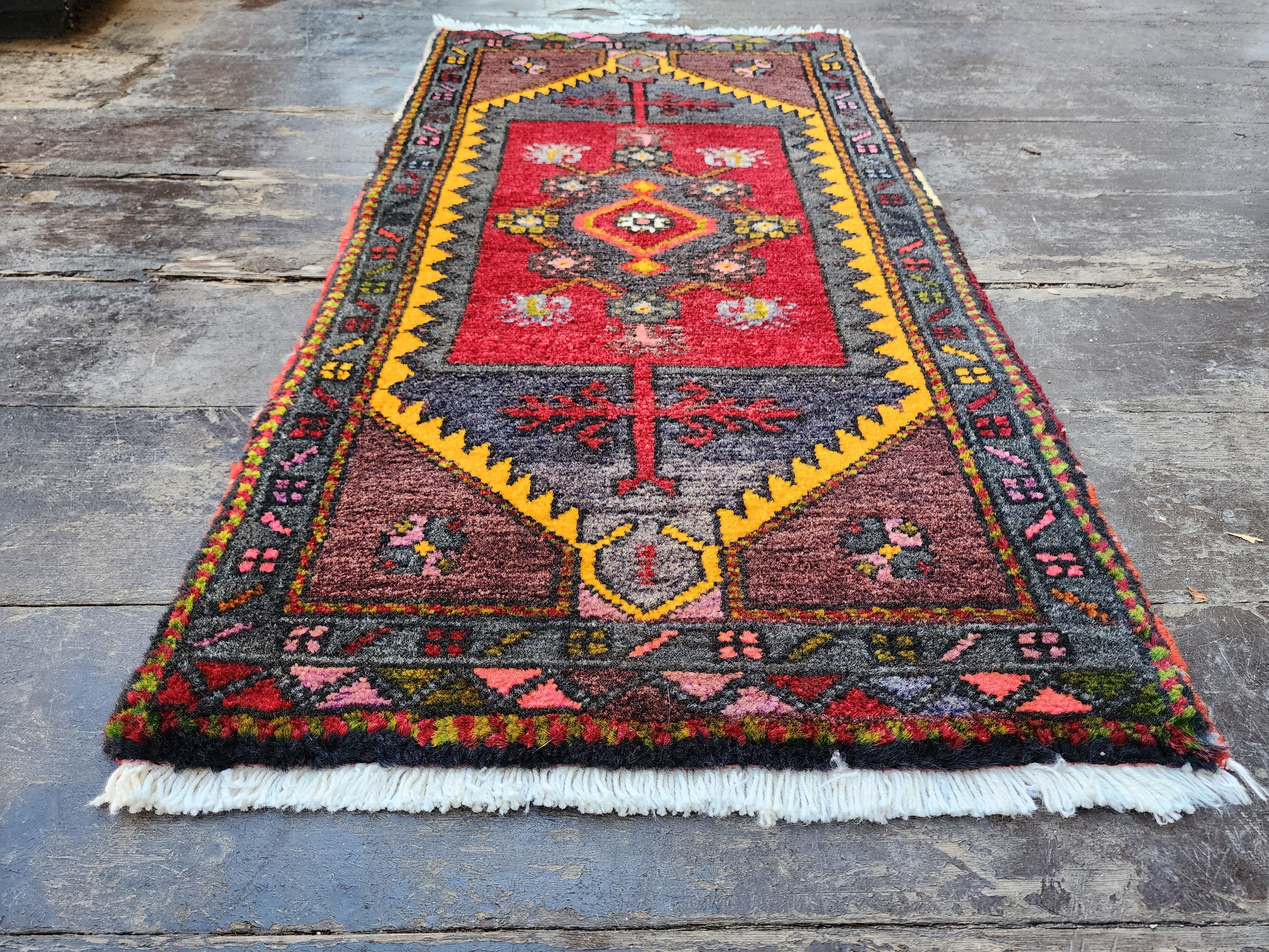 antique Anatolian Small Rug — corner detail